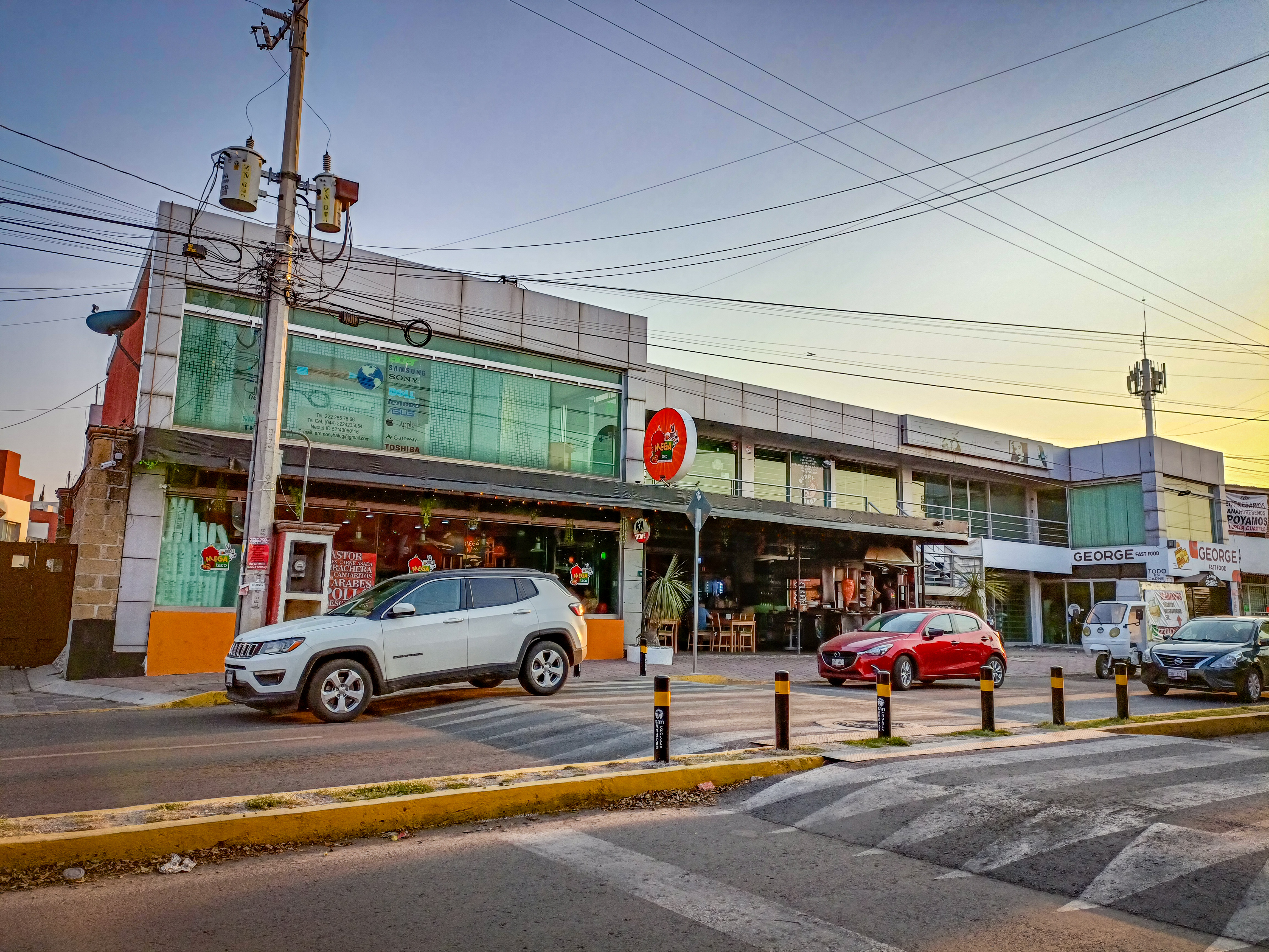 Mega Taco Taquería Restaurante Bar en San Andrés Cholula image 7