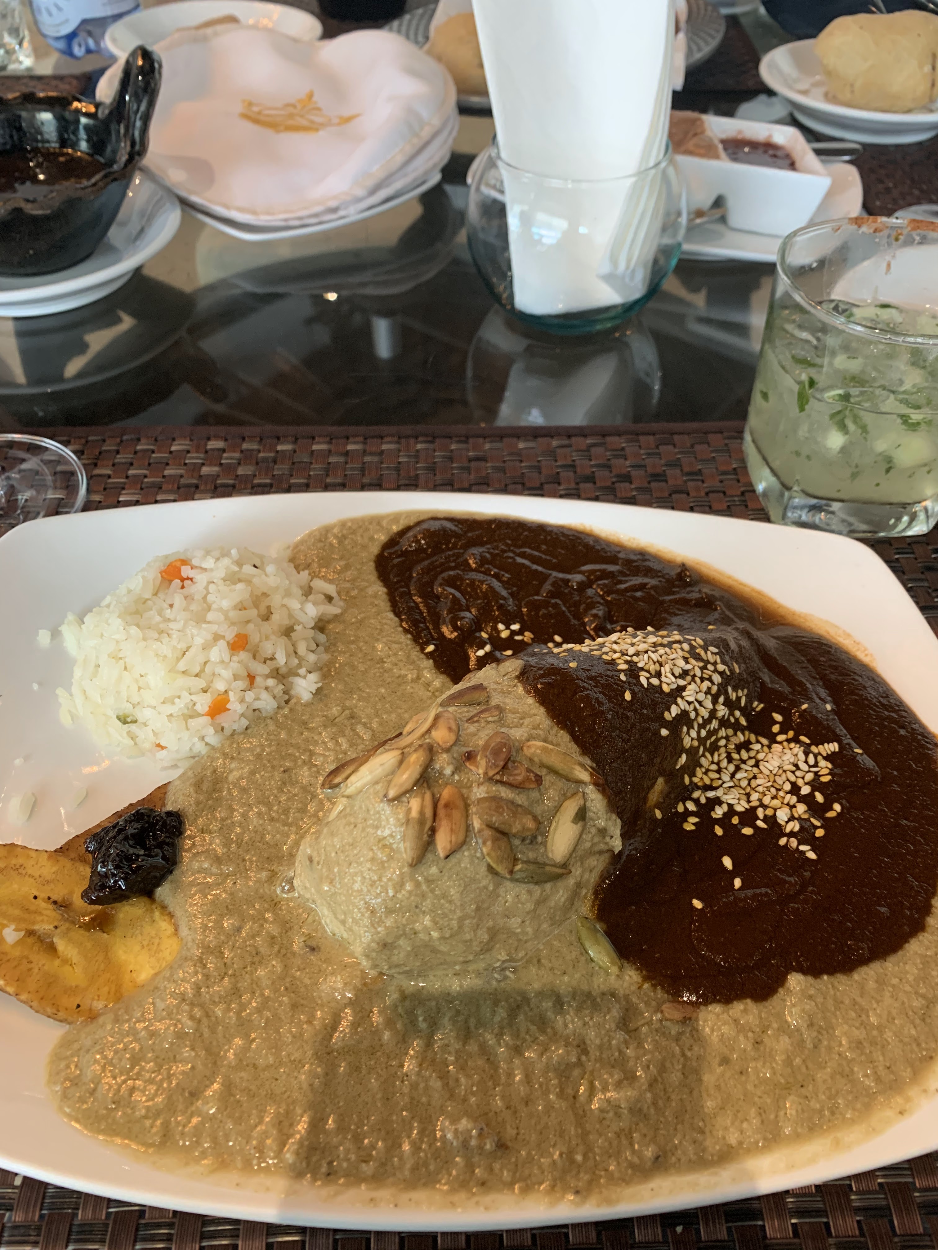 Restaurante Casa de Los Muñecos CCU image 5