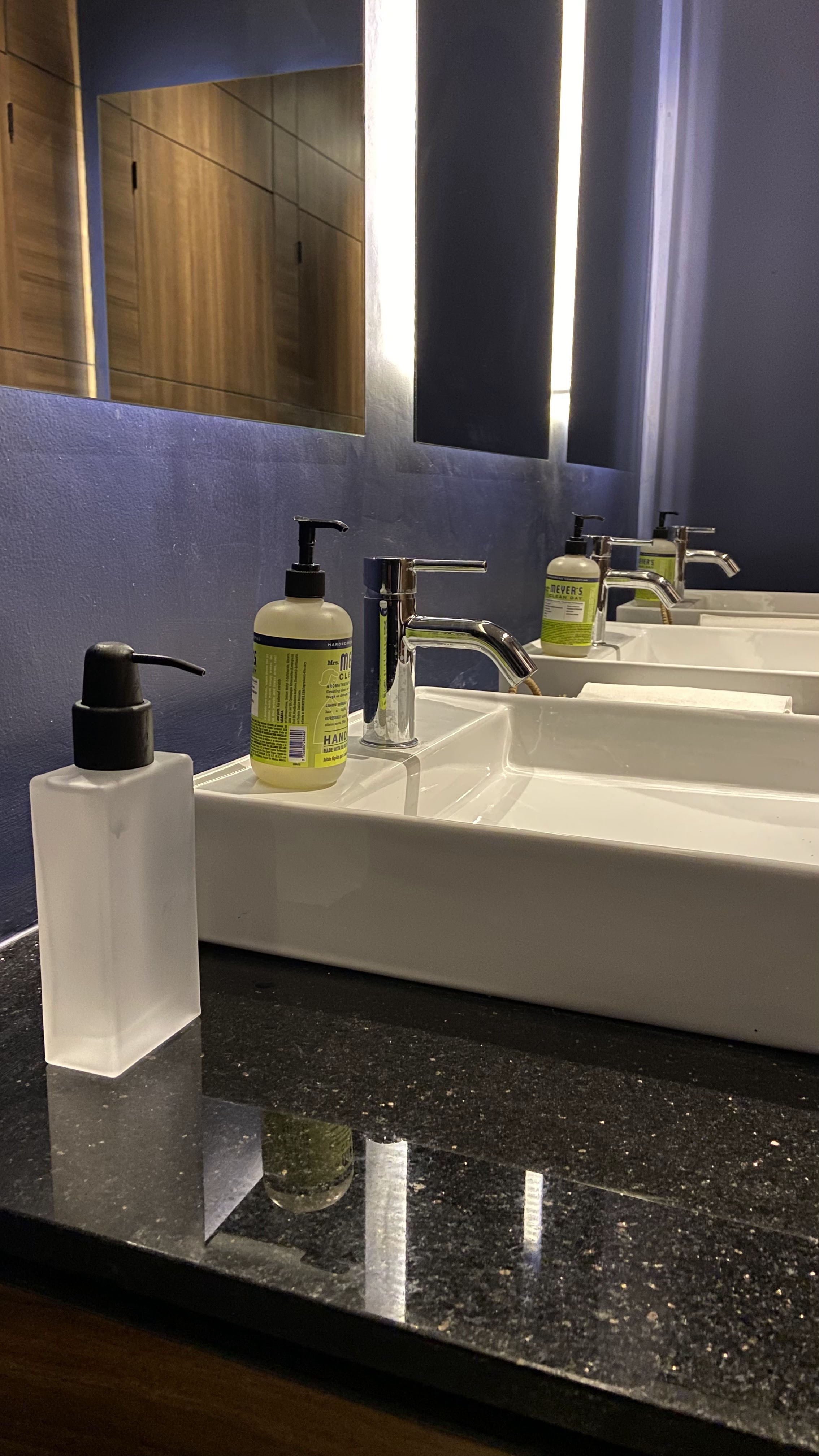 Restaurante Casa de Los Muñecos CCU image 9