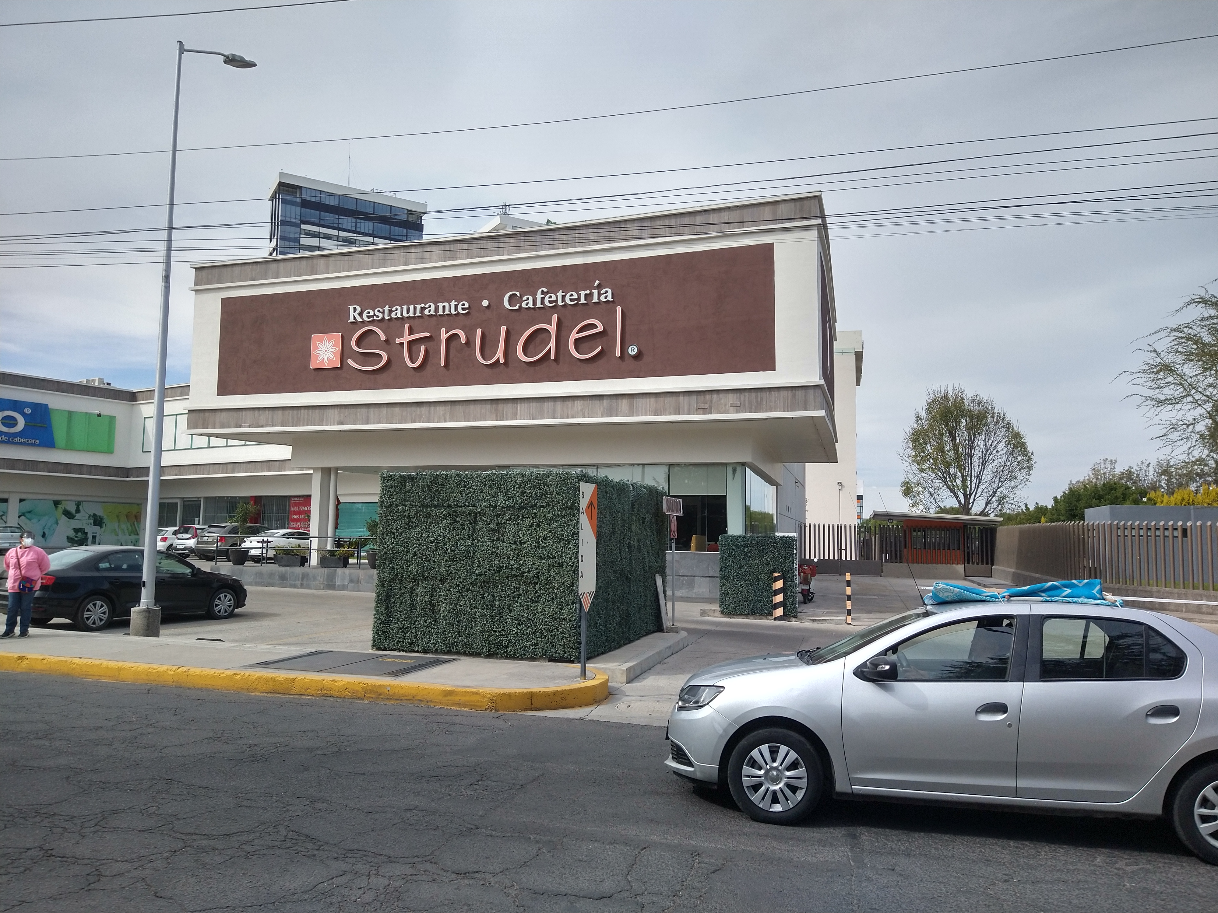 Strudel Restaurante y Cafeteria image 3