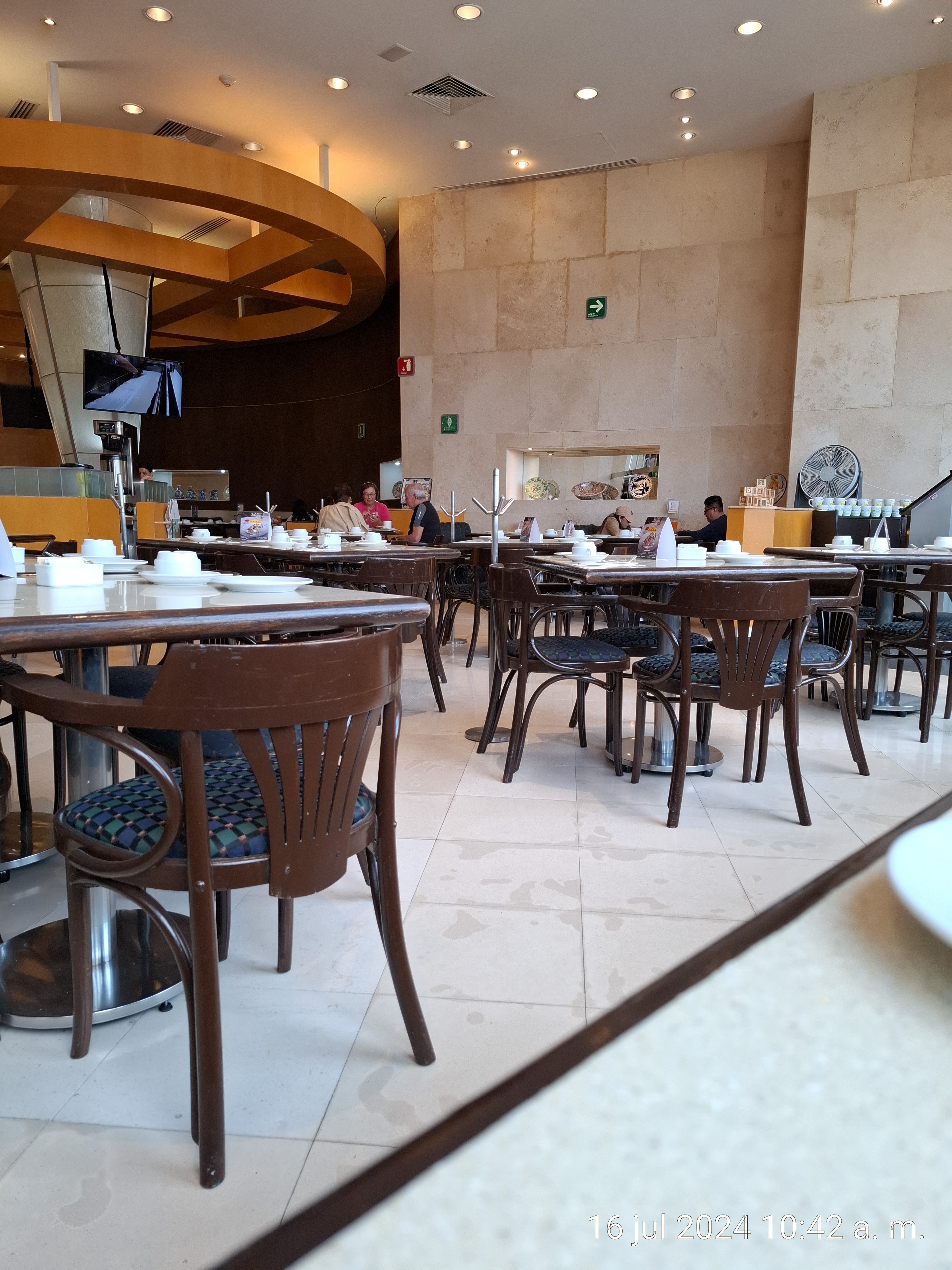 El Restaurante Palacio image 3