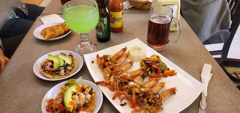 Mariscos Puerto de Alvarado 3 image 2