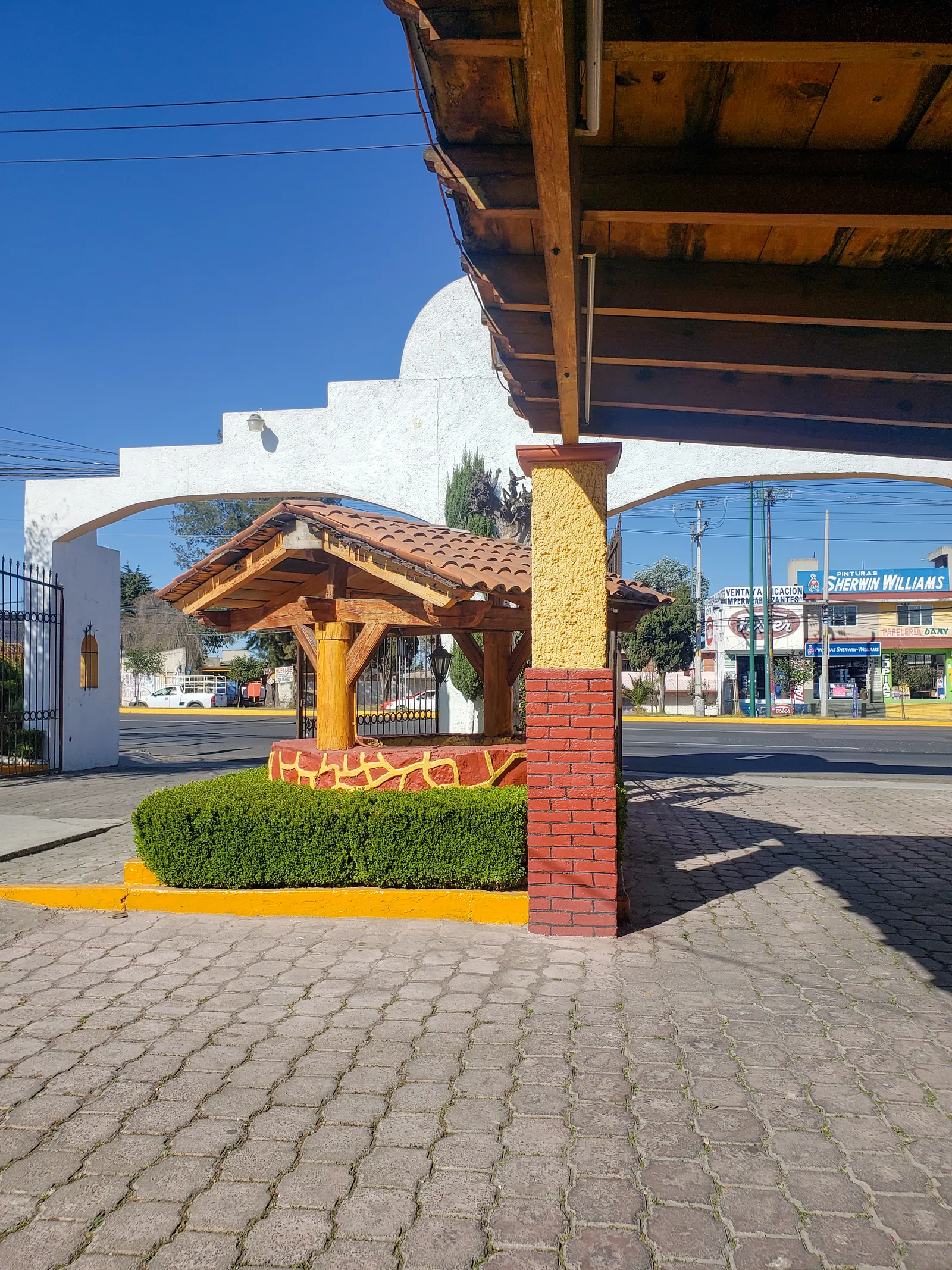 Las Tejas image 4