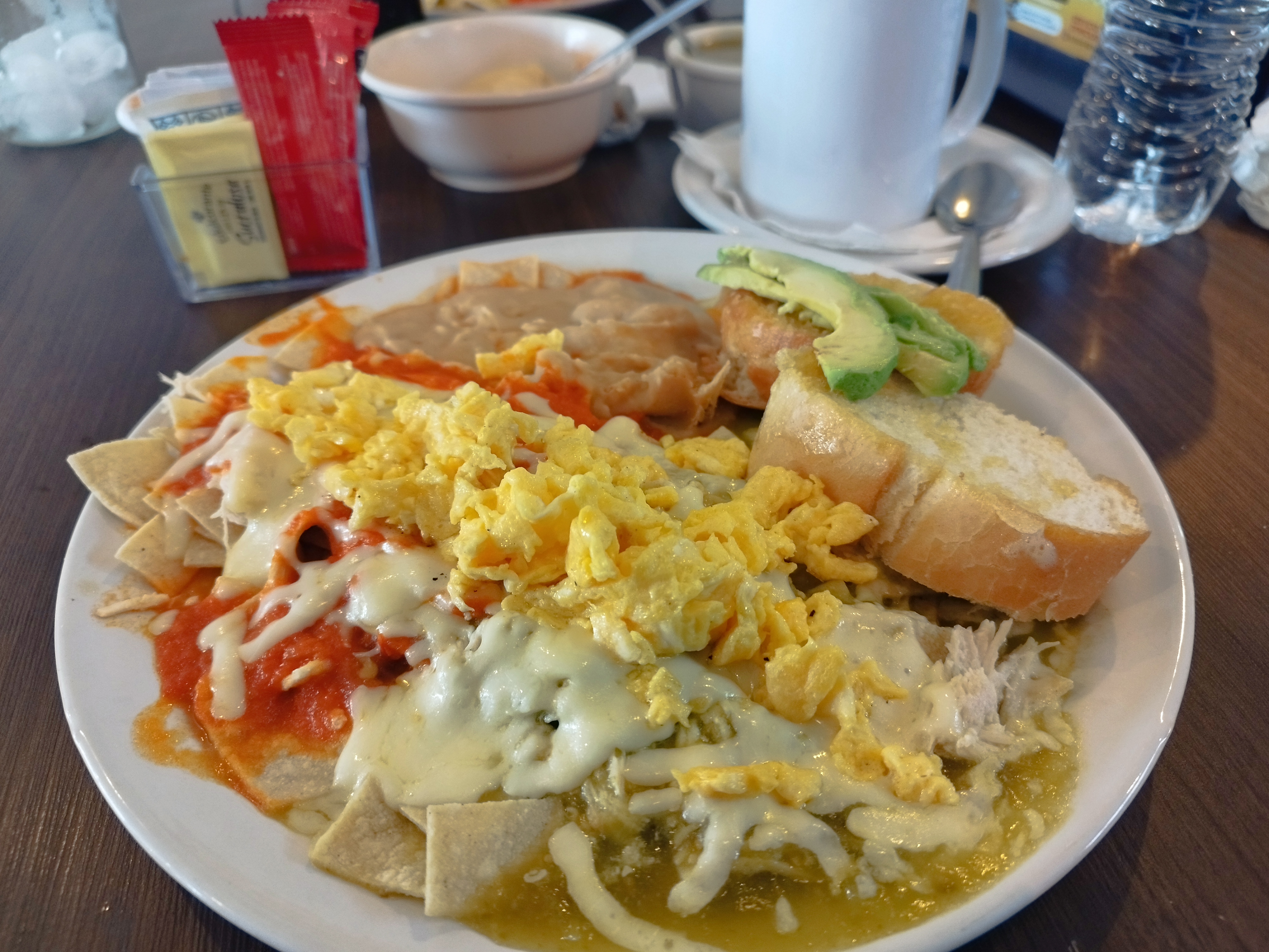 Laly's Restaurante - Eloy Cavazos image 3