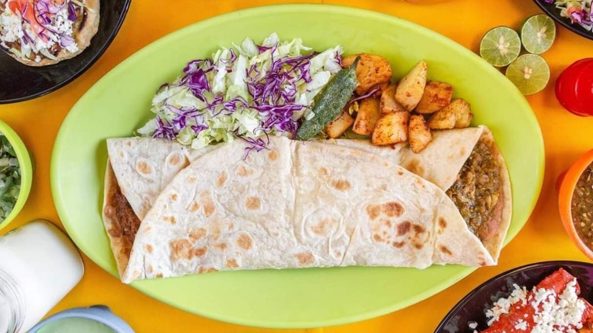 Antojitos Mexicanos Las 5 Marias image 2