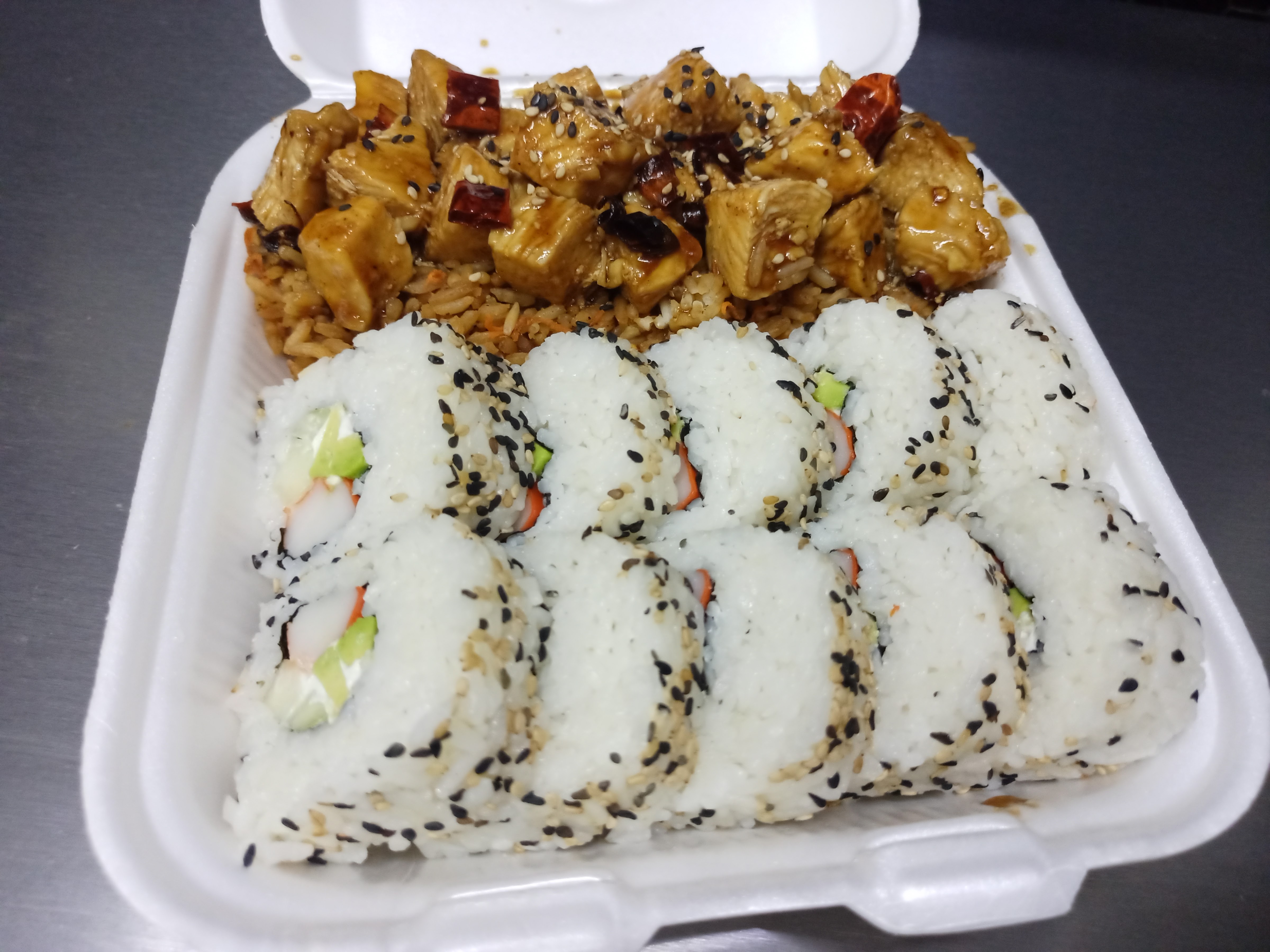 Kuinzu Sushi image 2