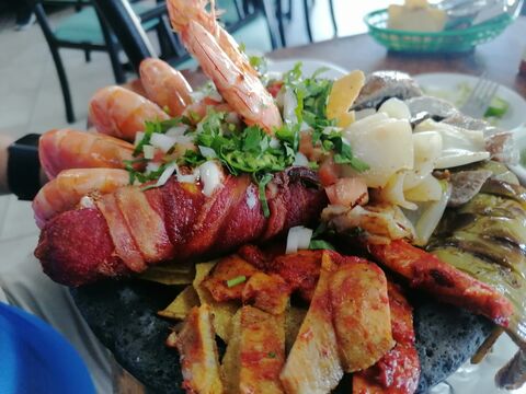 Mariscos El Calamar Sucursal Eloy Cavazos image 4