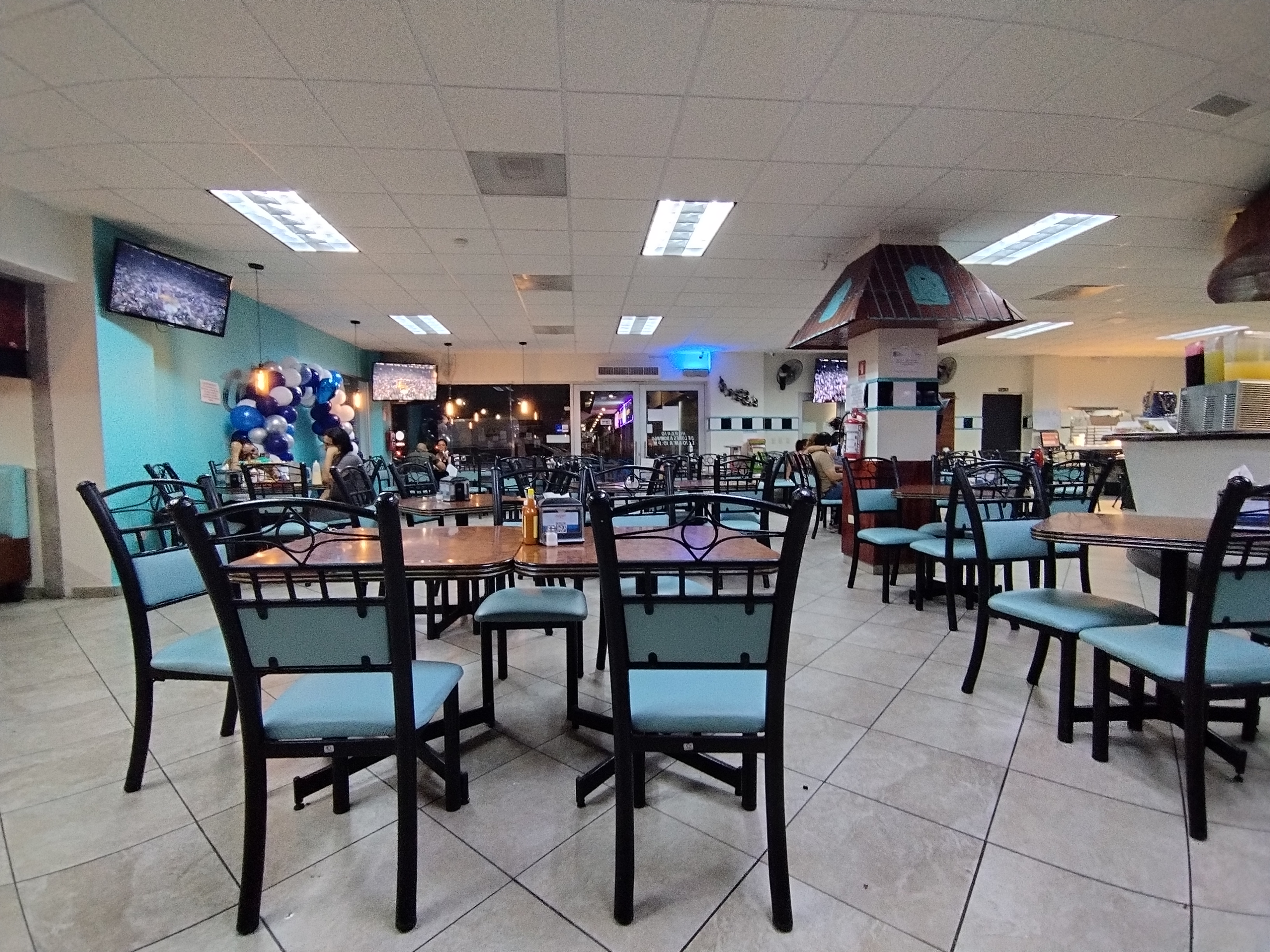 Mariscos El Calamar Sucursal Eloy Cavazos image 10