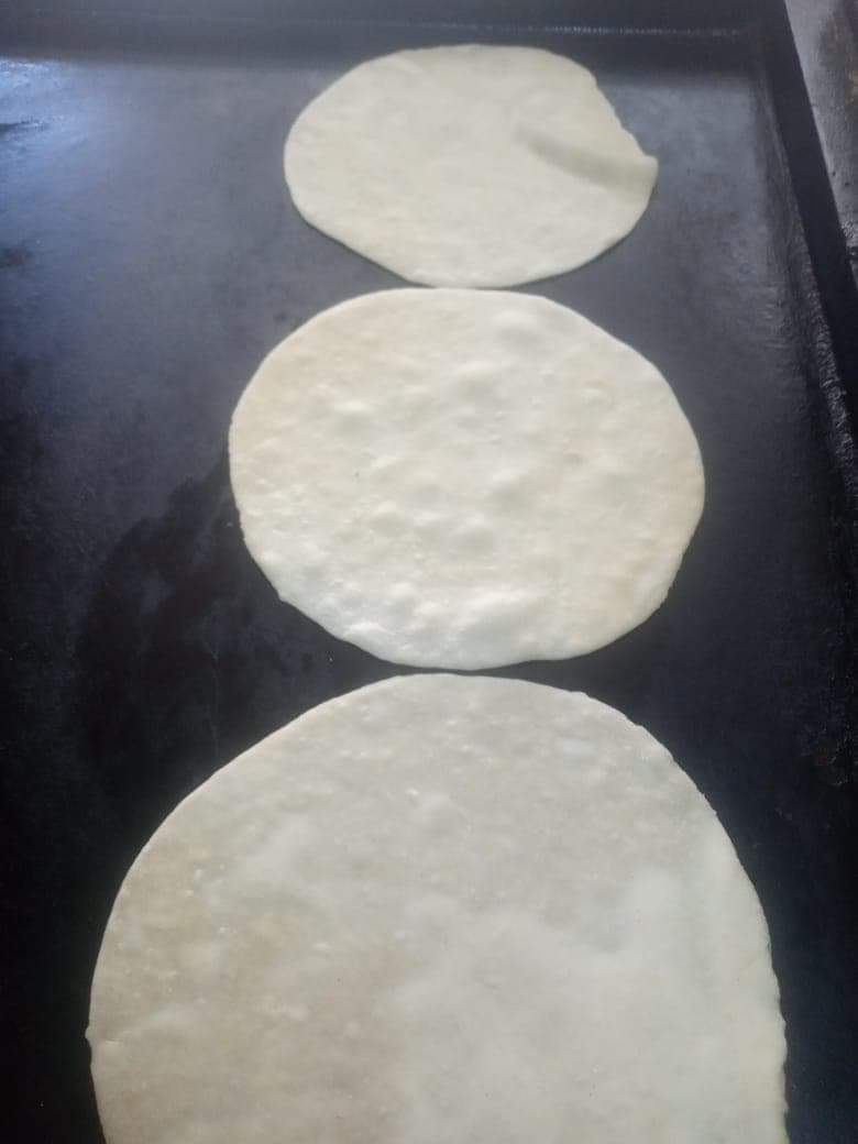 Los Mariachis image 5