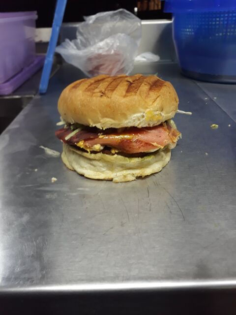 Hamburguesas El CAPRICHO image 1