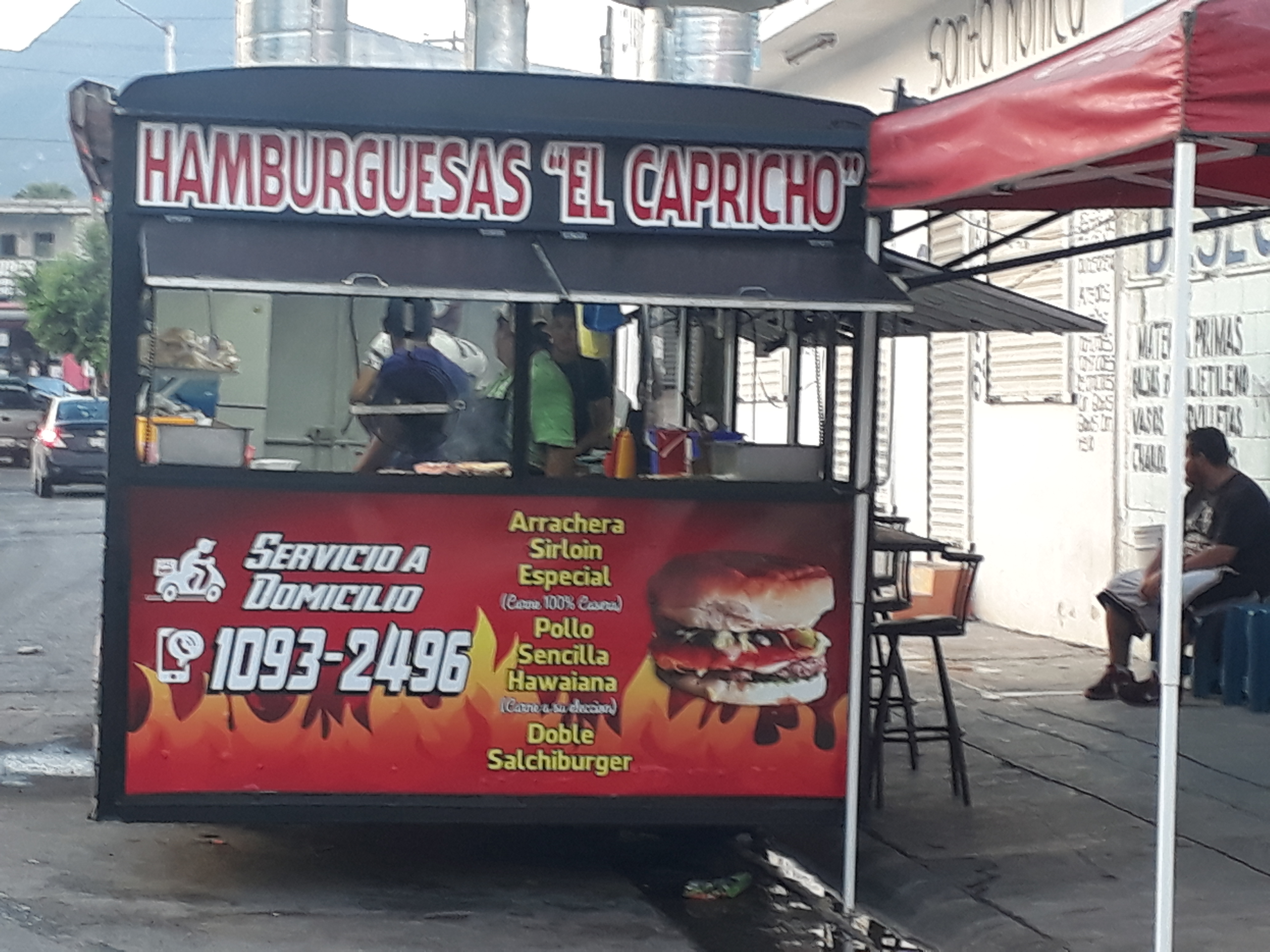 Hamburguesas El CAPRICHO image 2