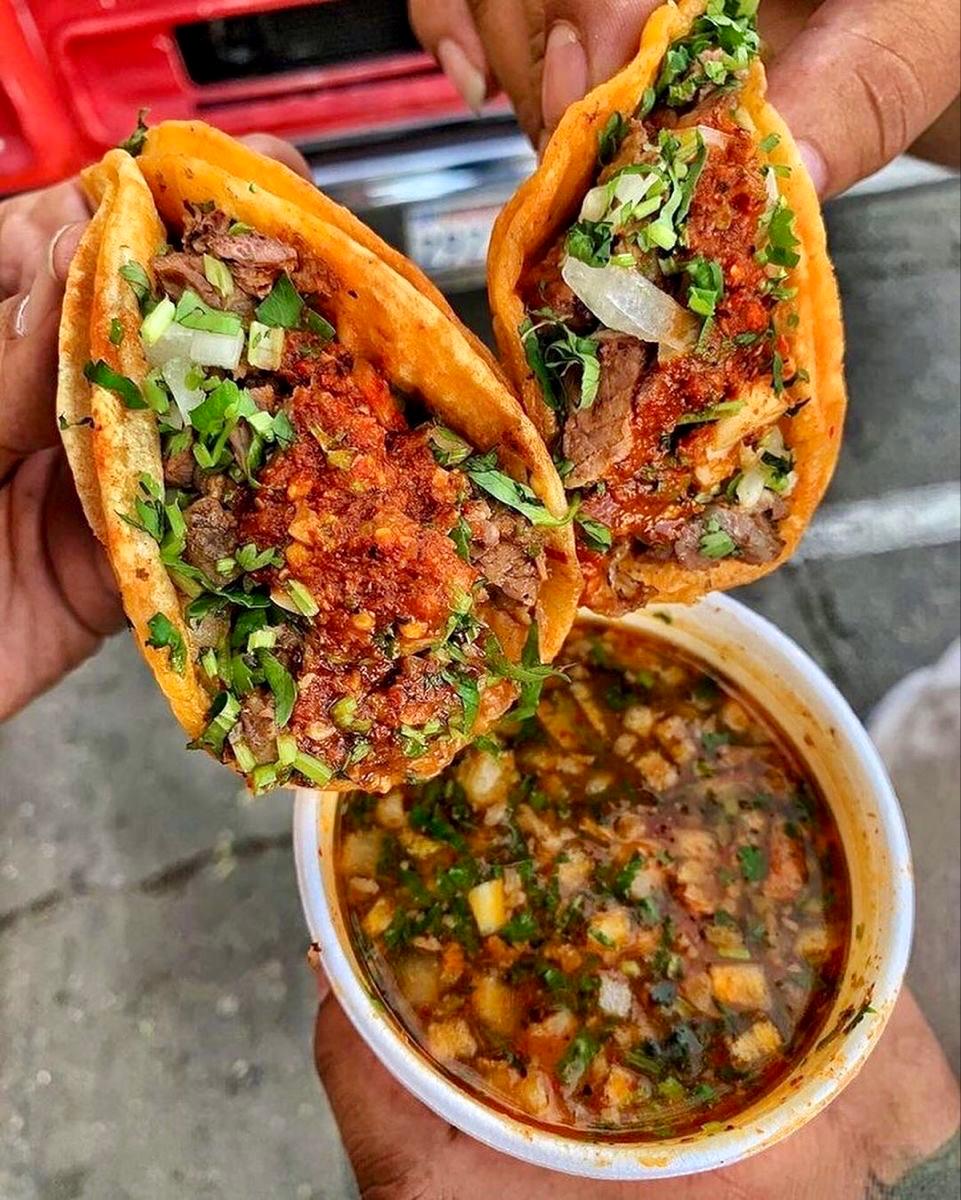 La Birrioteca image 7