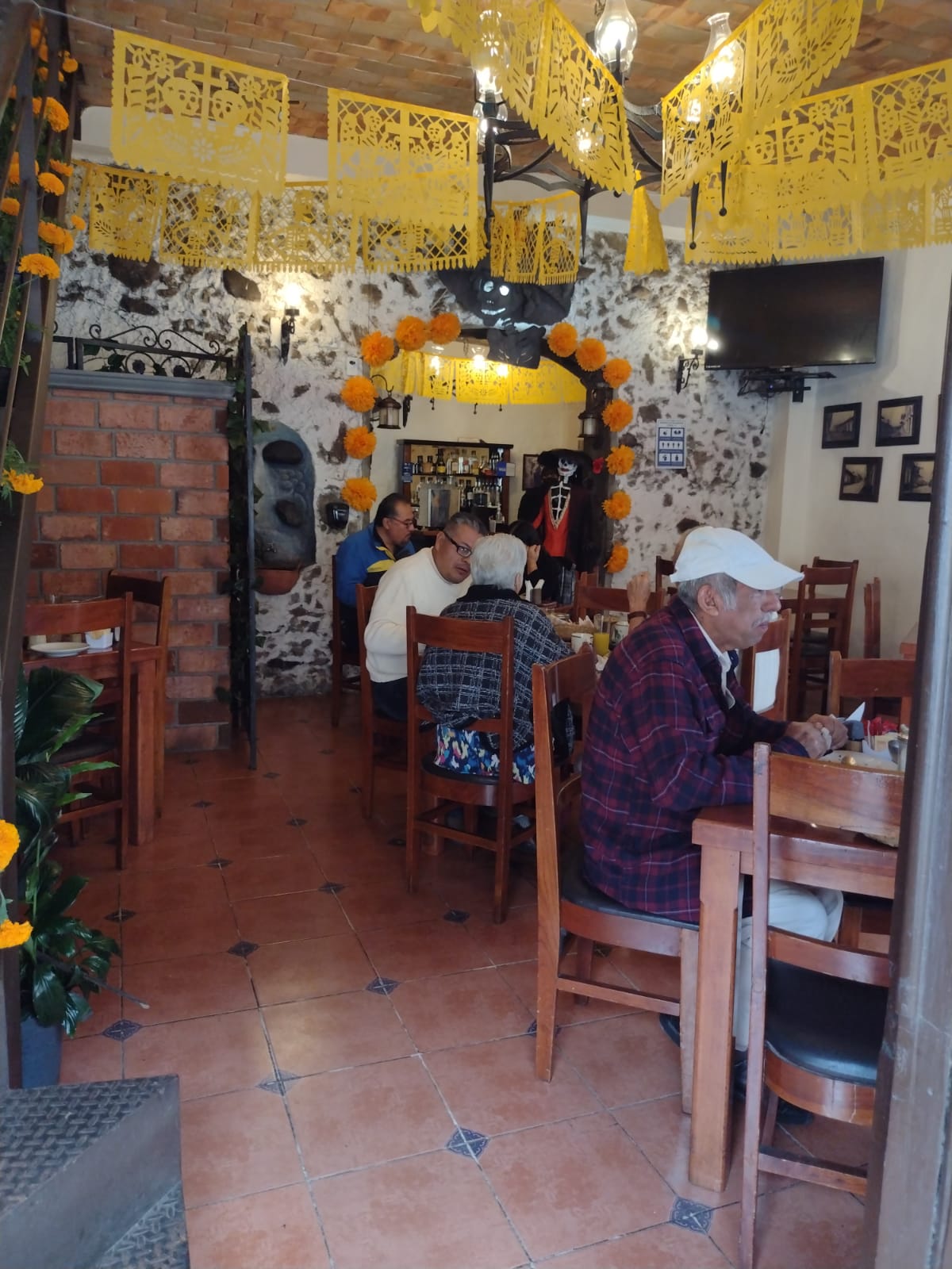 Las Cazuelas de Vange image 7