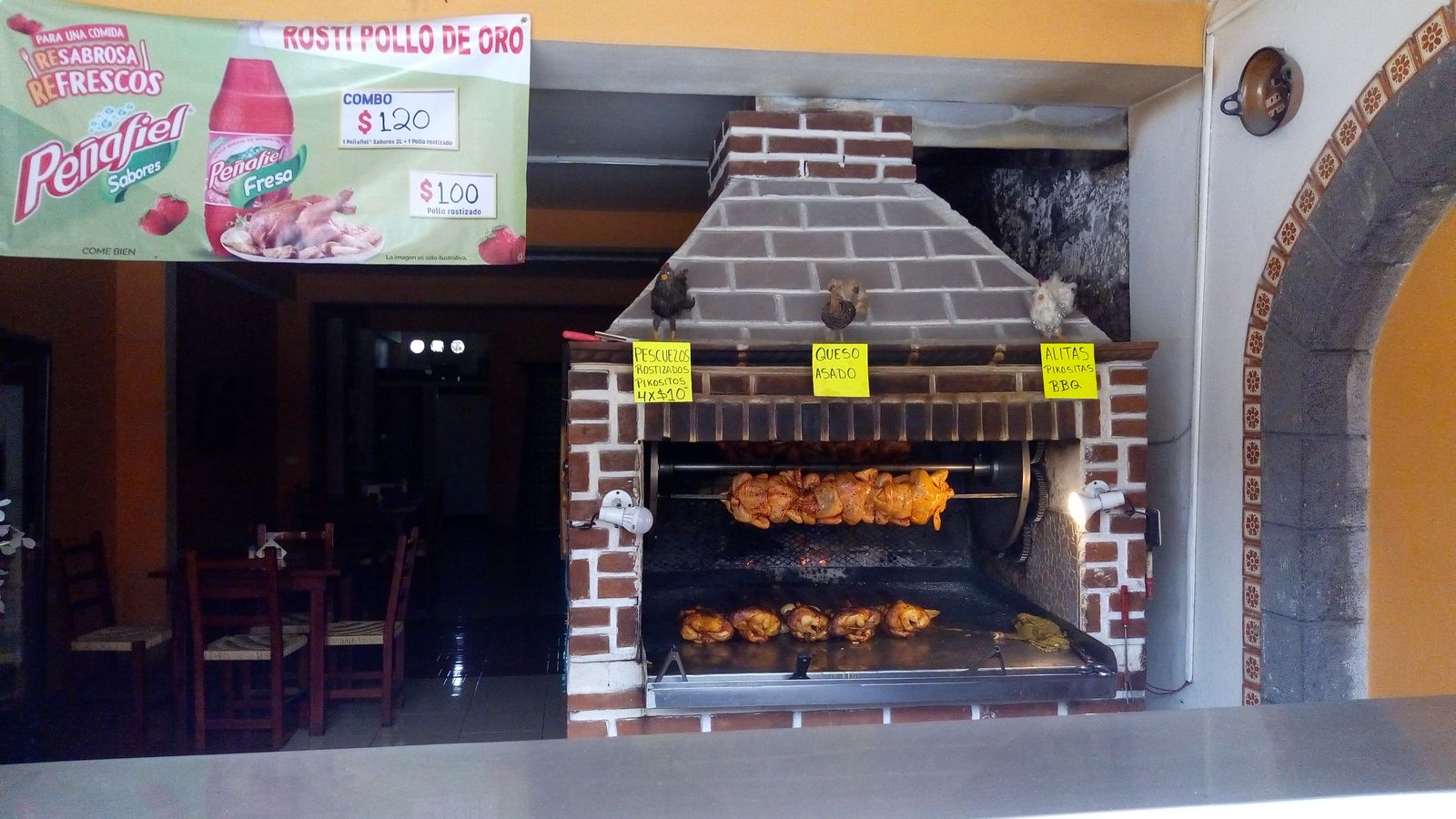 El Pollo de Oro image 1