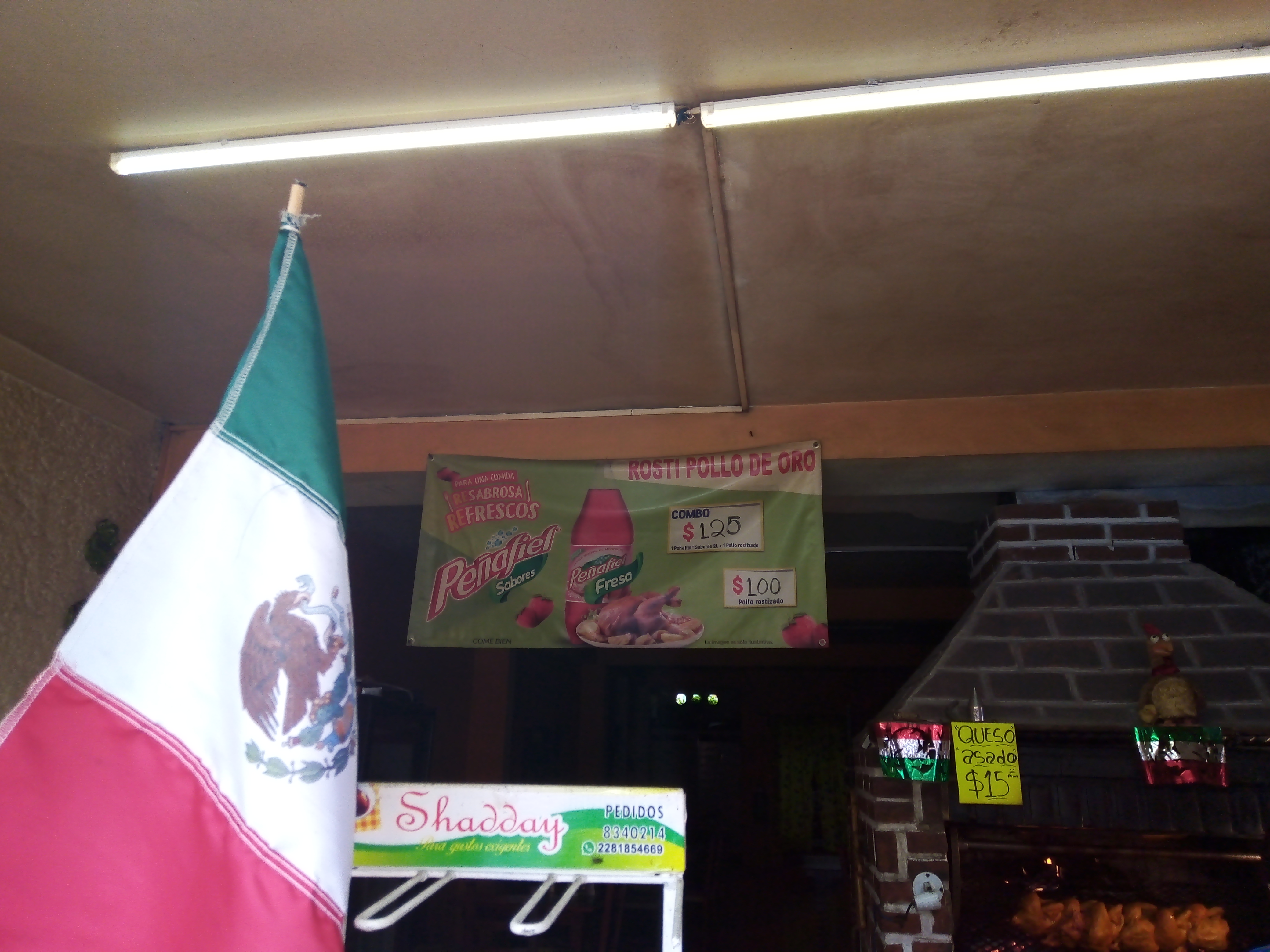 El Pollo de Oro image 5