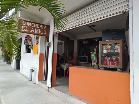 Lonchería "El Amigo" image 3