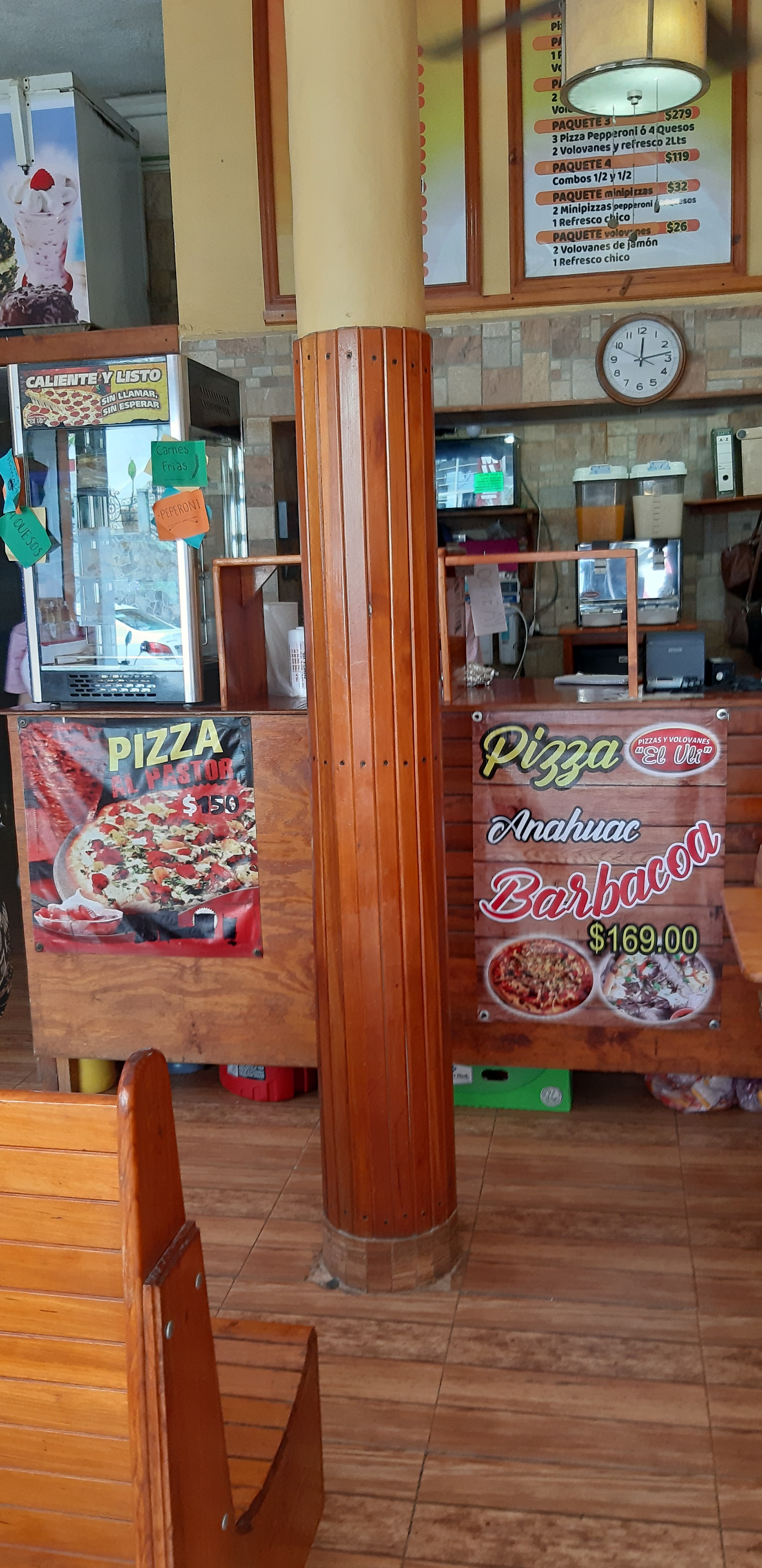 Pizzas y Volovanes El Uli Sucursal Centro image 10