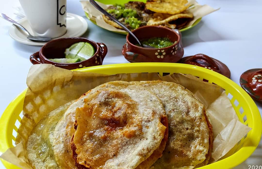 Los Metates "Con Sabor a México" image 8