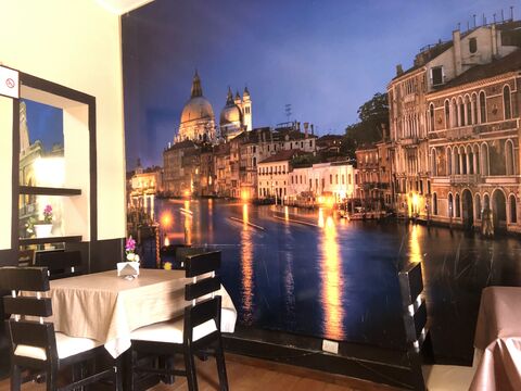 Tarantinos Pizza image 1