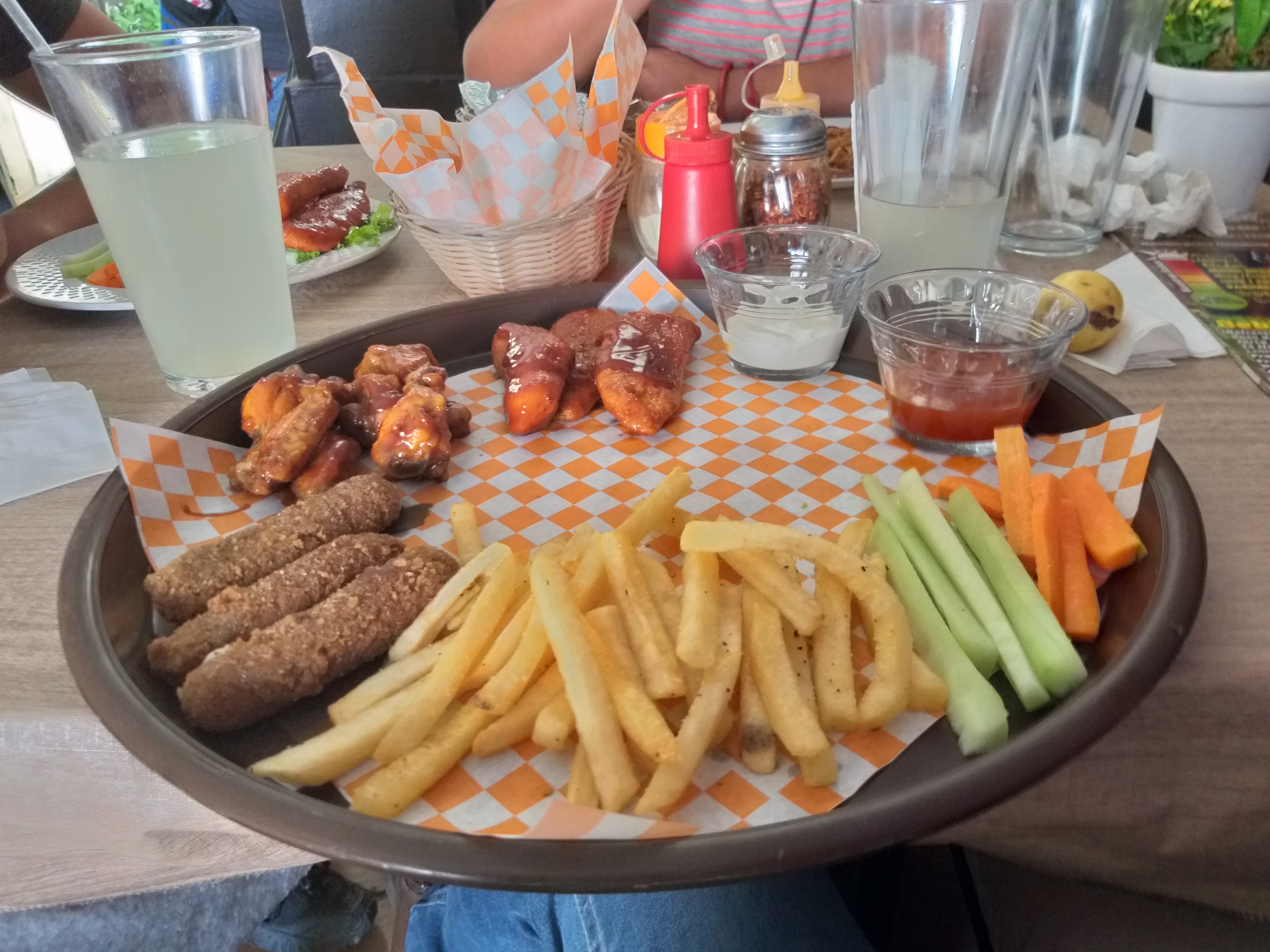 Tarantinos Pizza image 8