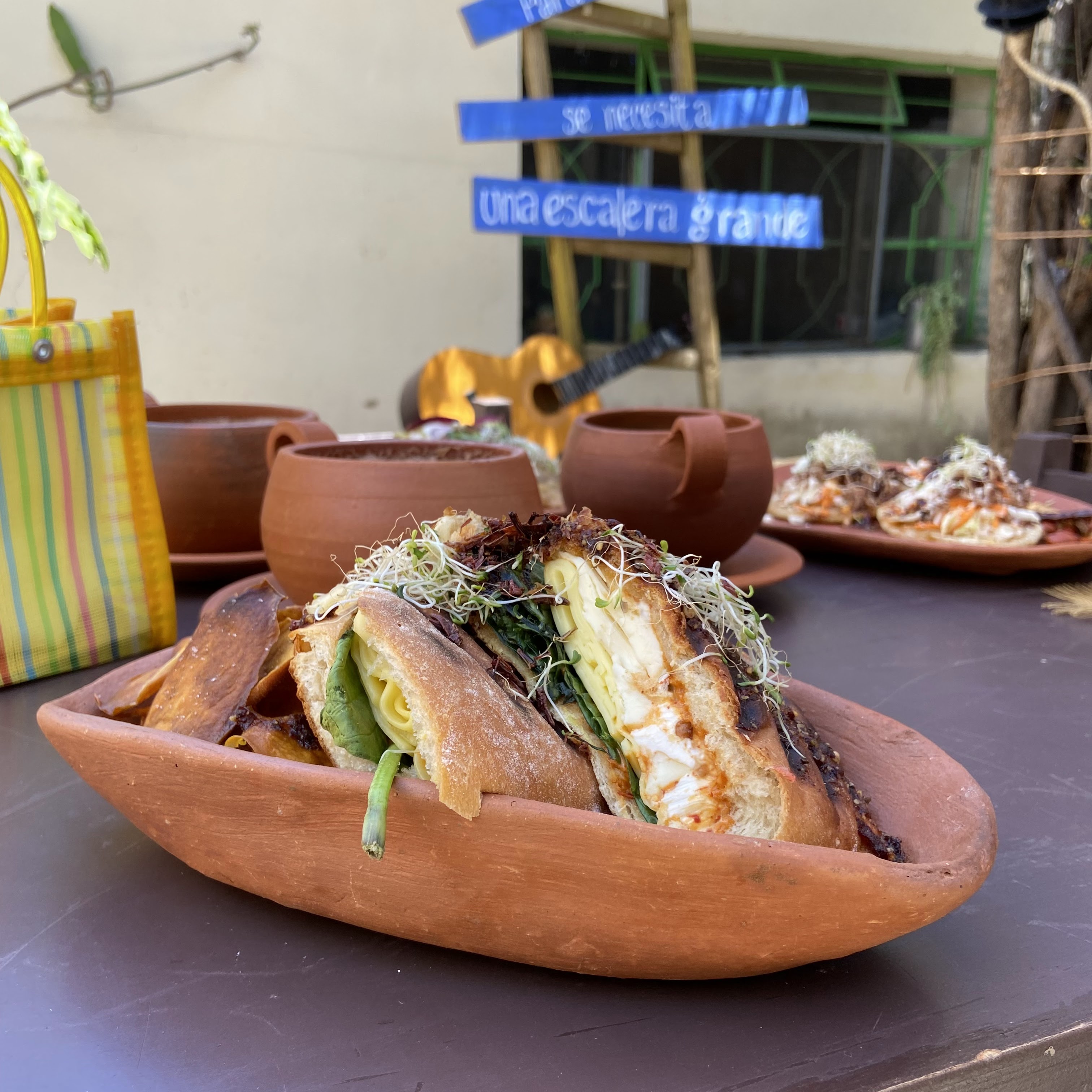 1812 Restaurante image 2