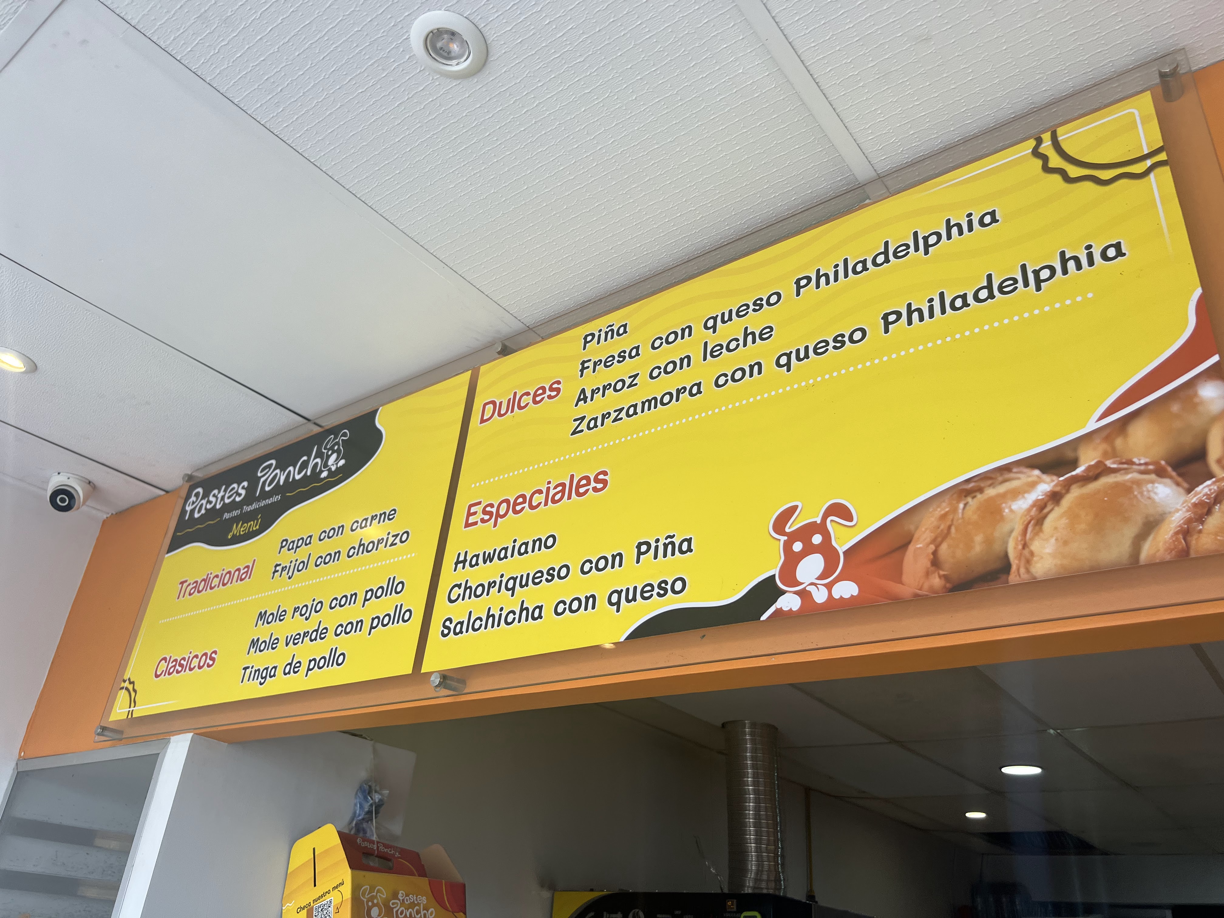 PASTES “PONCHO” image 3