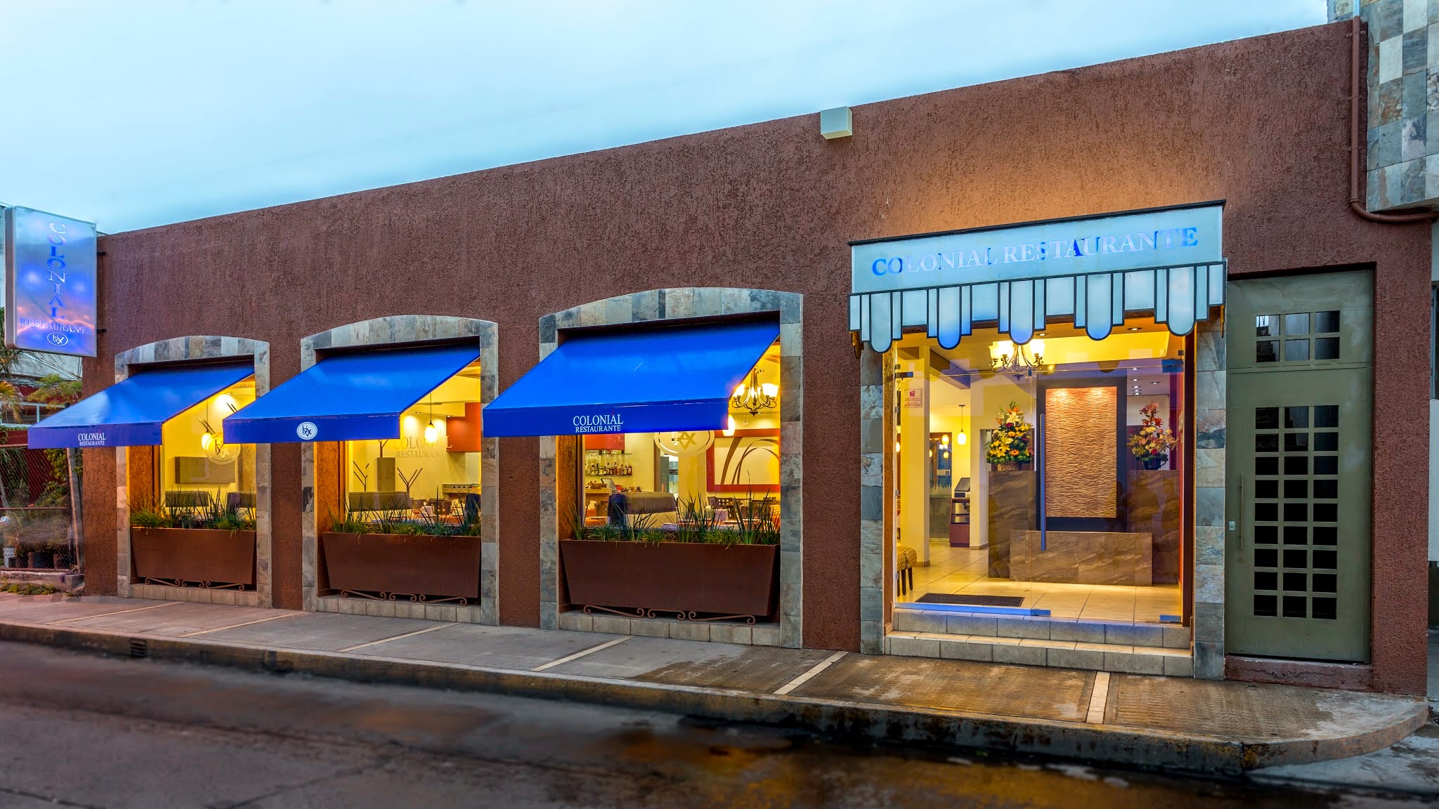 Restaurante Colonial (Luis ponce) image 1