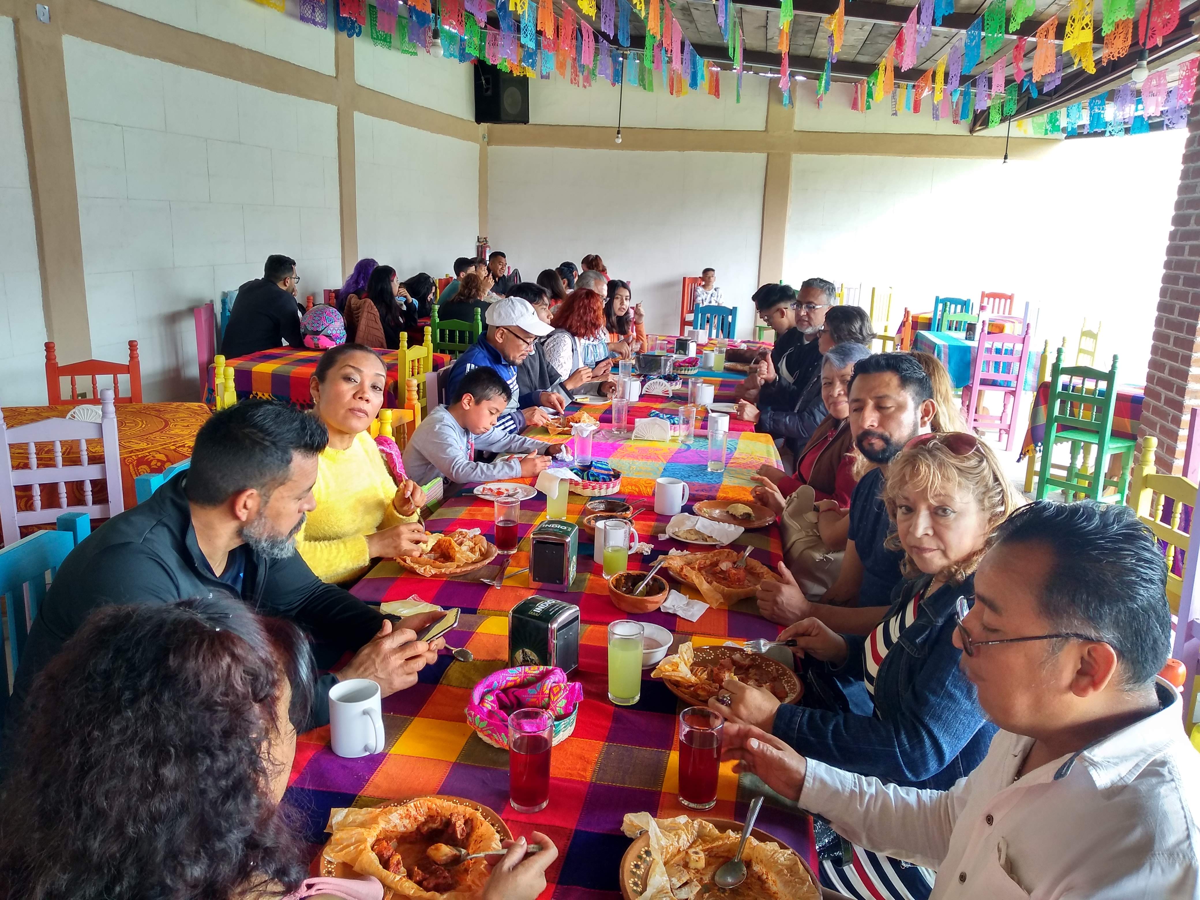 La Corregidora salón buffet image 10