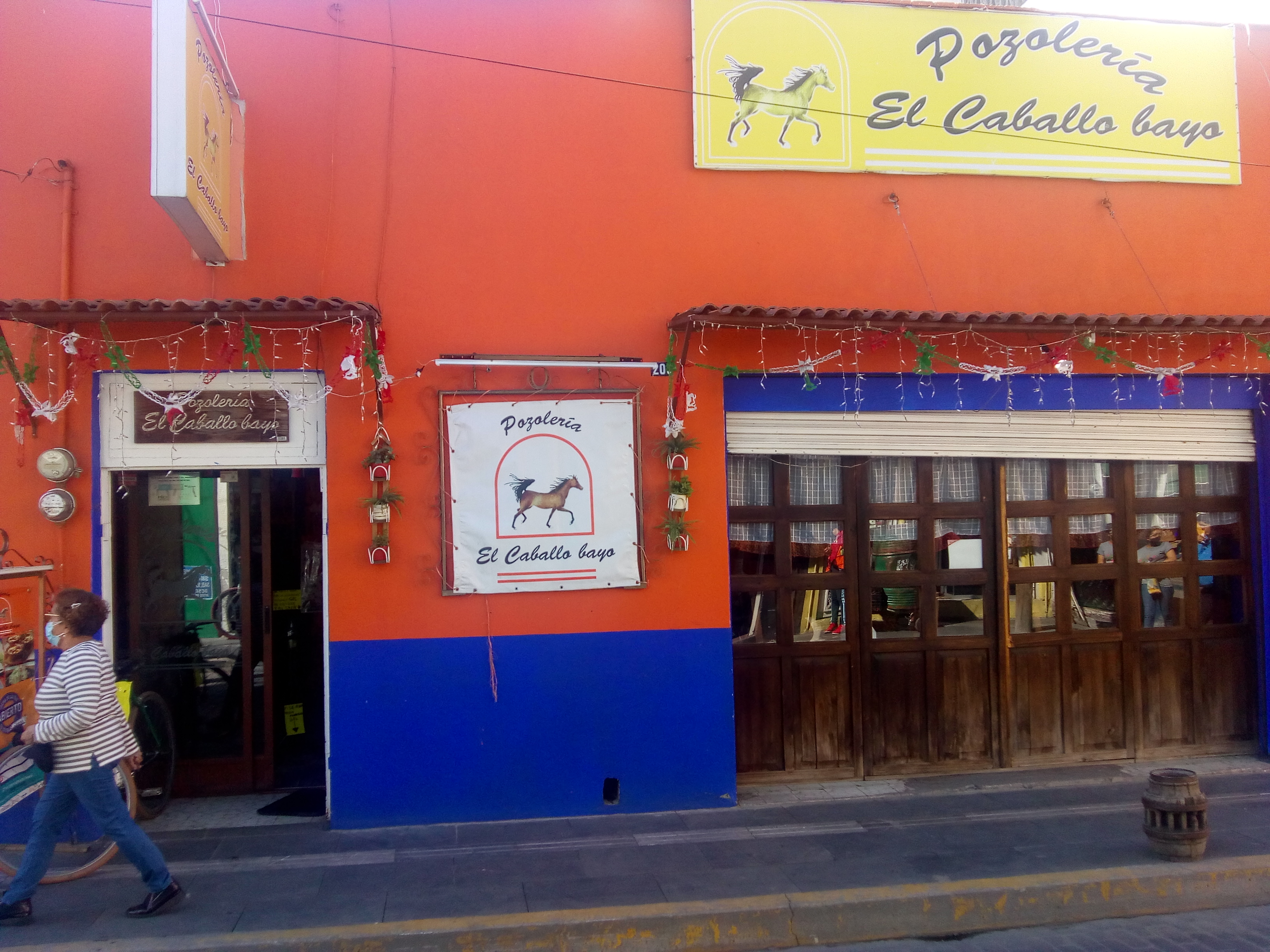 El Caballo Bayo image 4