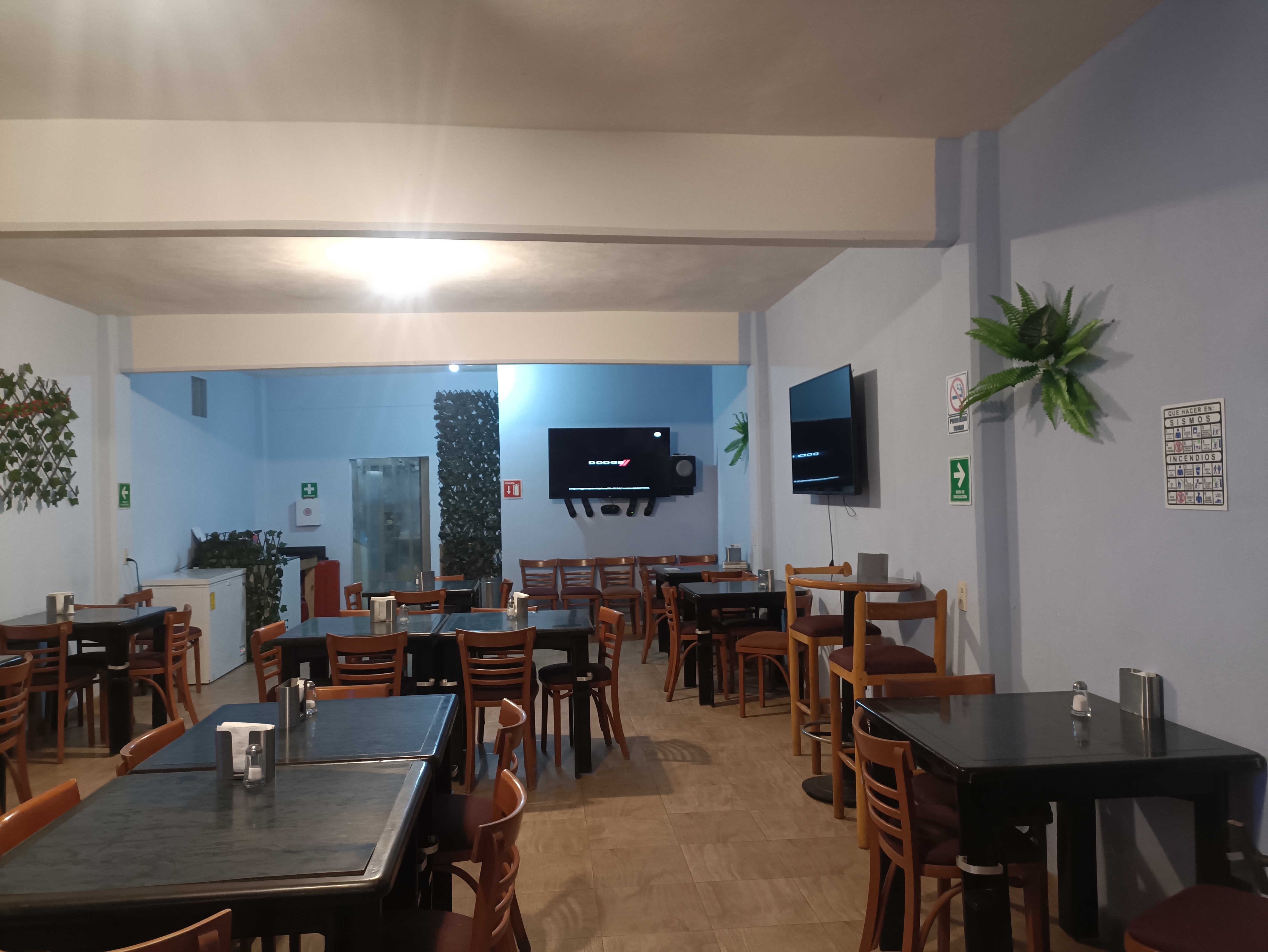 El puerto de Axotlan Pescados y Mariscos image 1