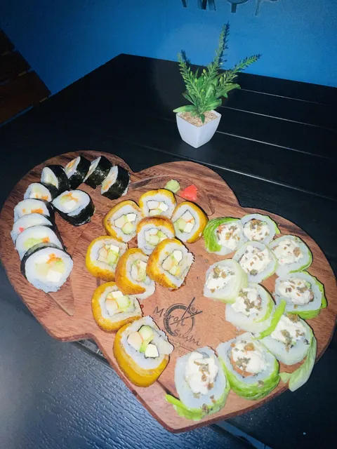 MERAKI Sushi image 3