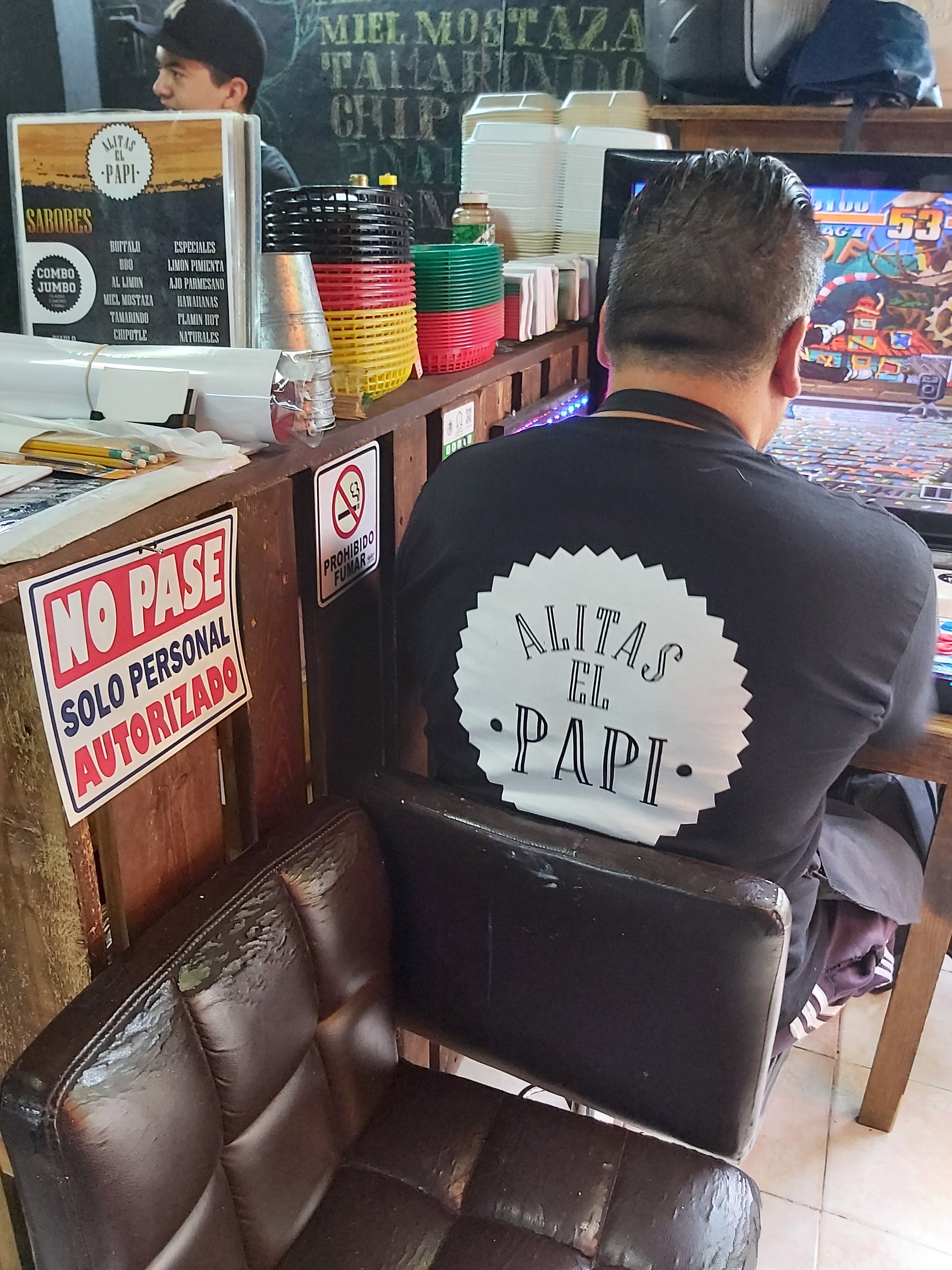 Alitas El Papi image 5