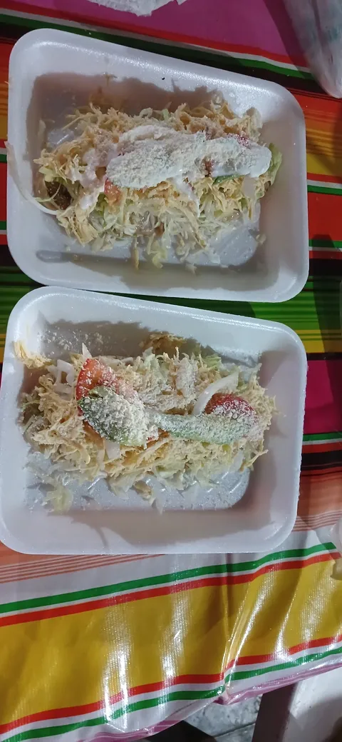 Cenaduría 3 hermanos image 2