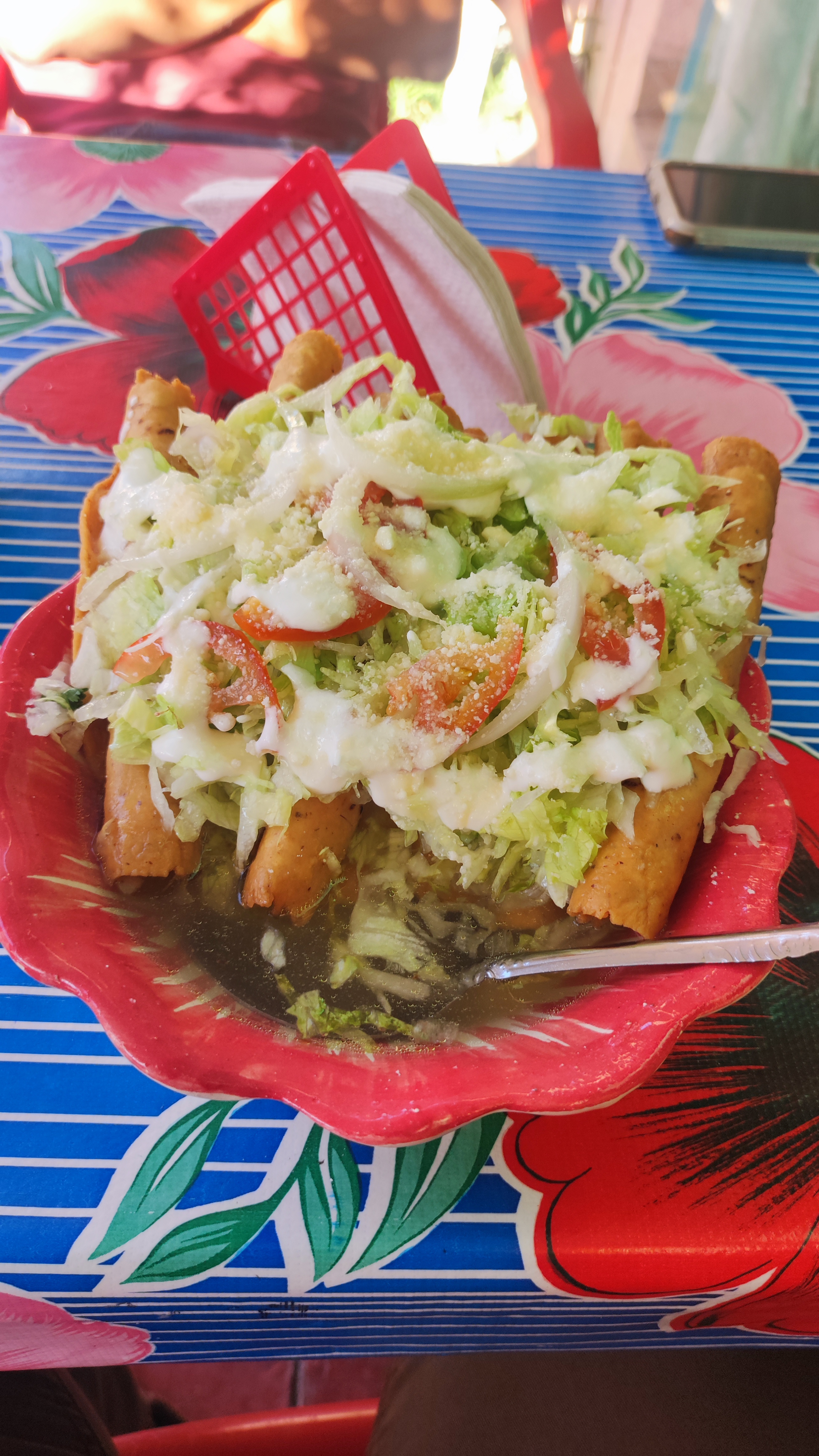 Tortas y antojitos mexicanos Emmy image 4