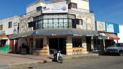 Mariscos Serratos image 1