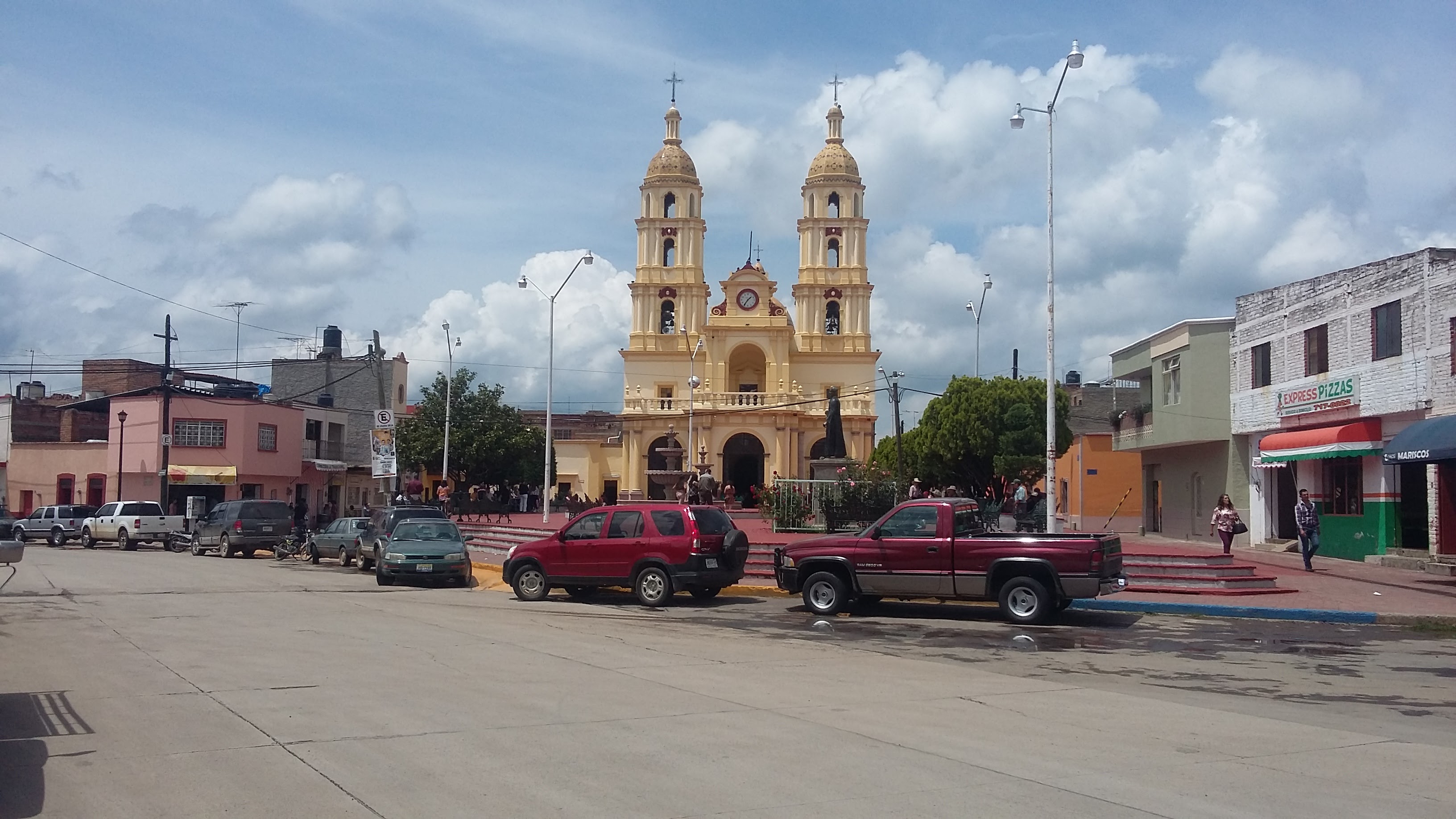 Mariscos Serratos image 5