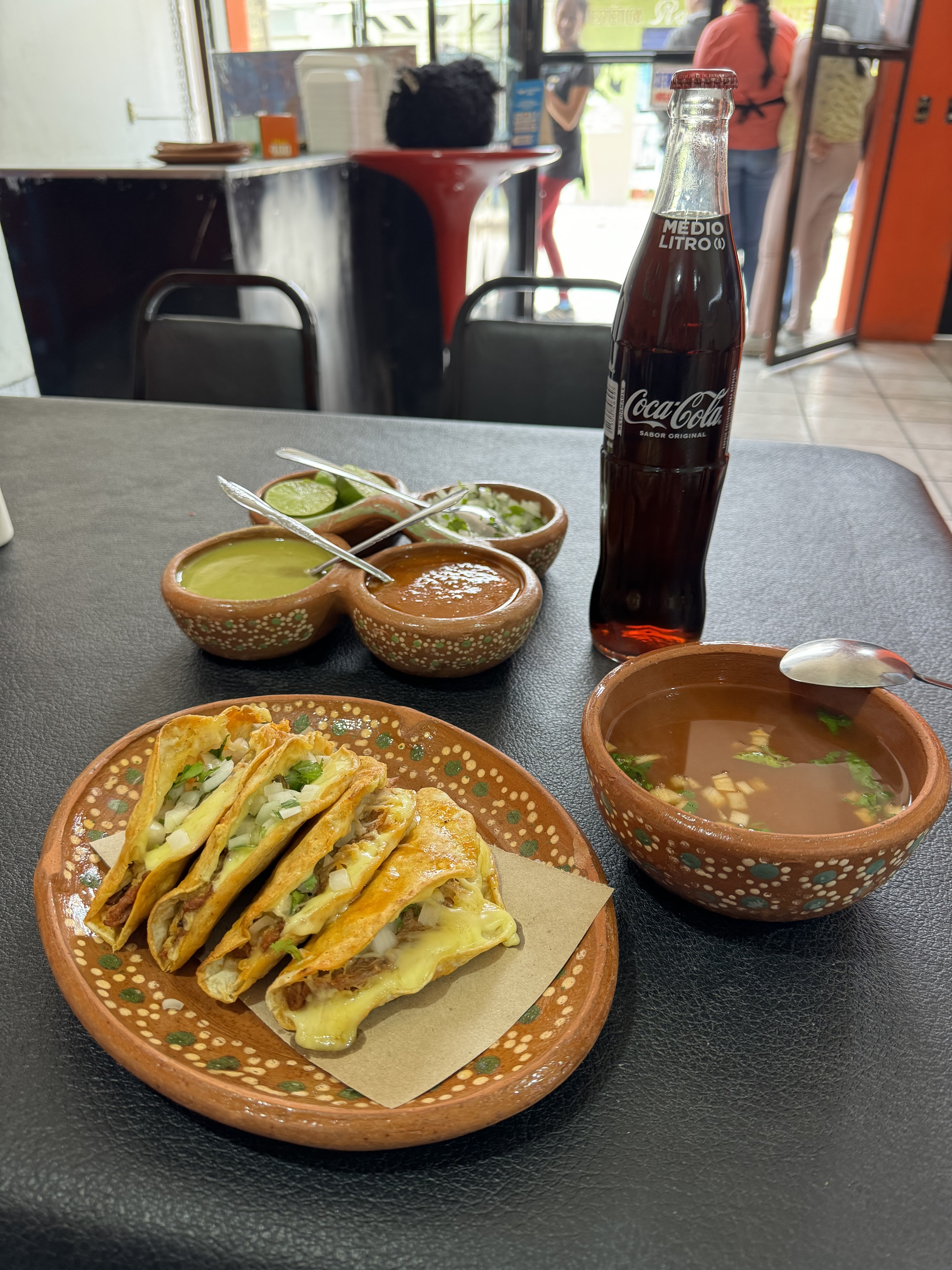 Birrieria La Oveja Negra image 4