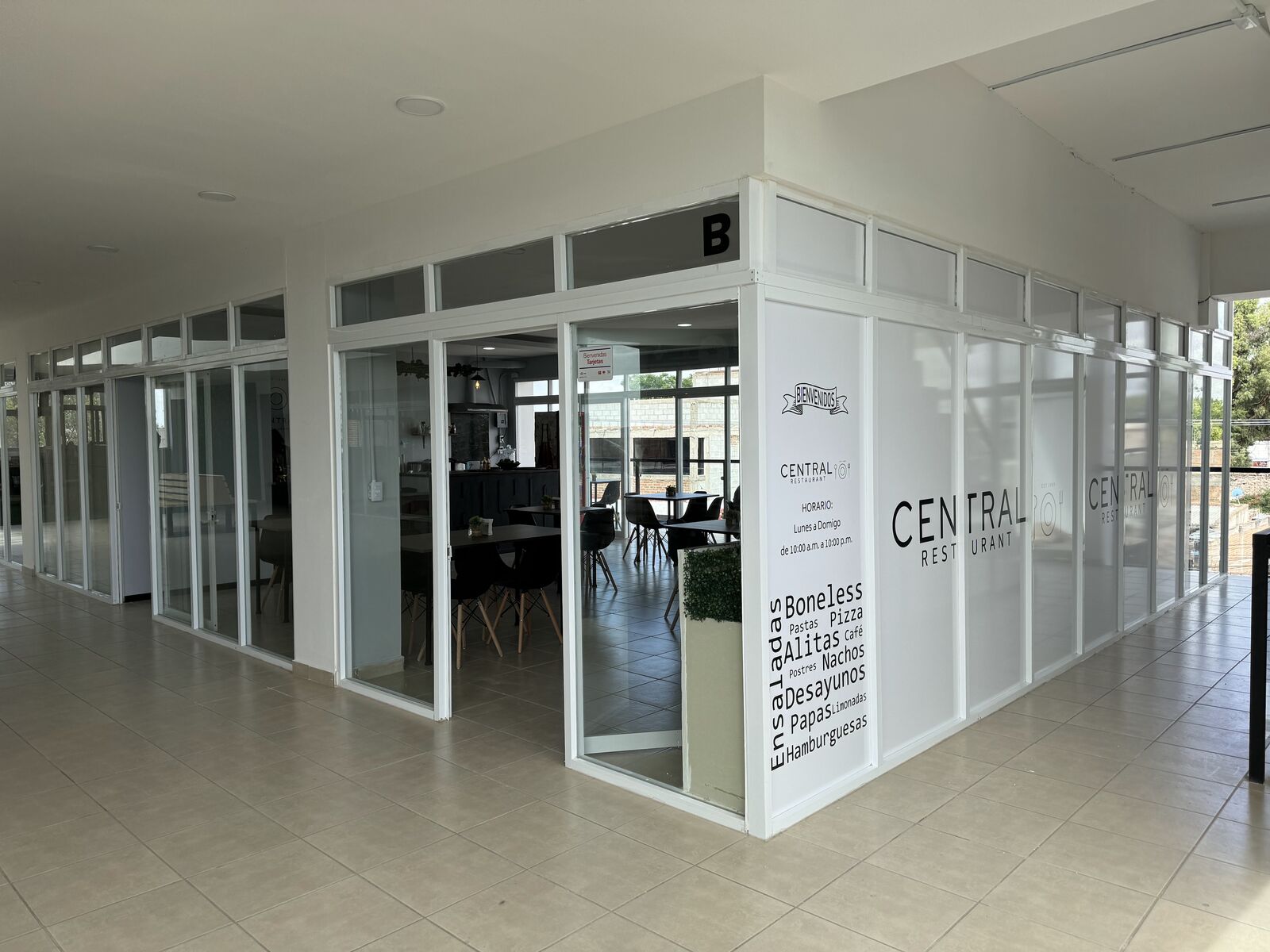 Central Restaurant image 6