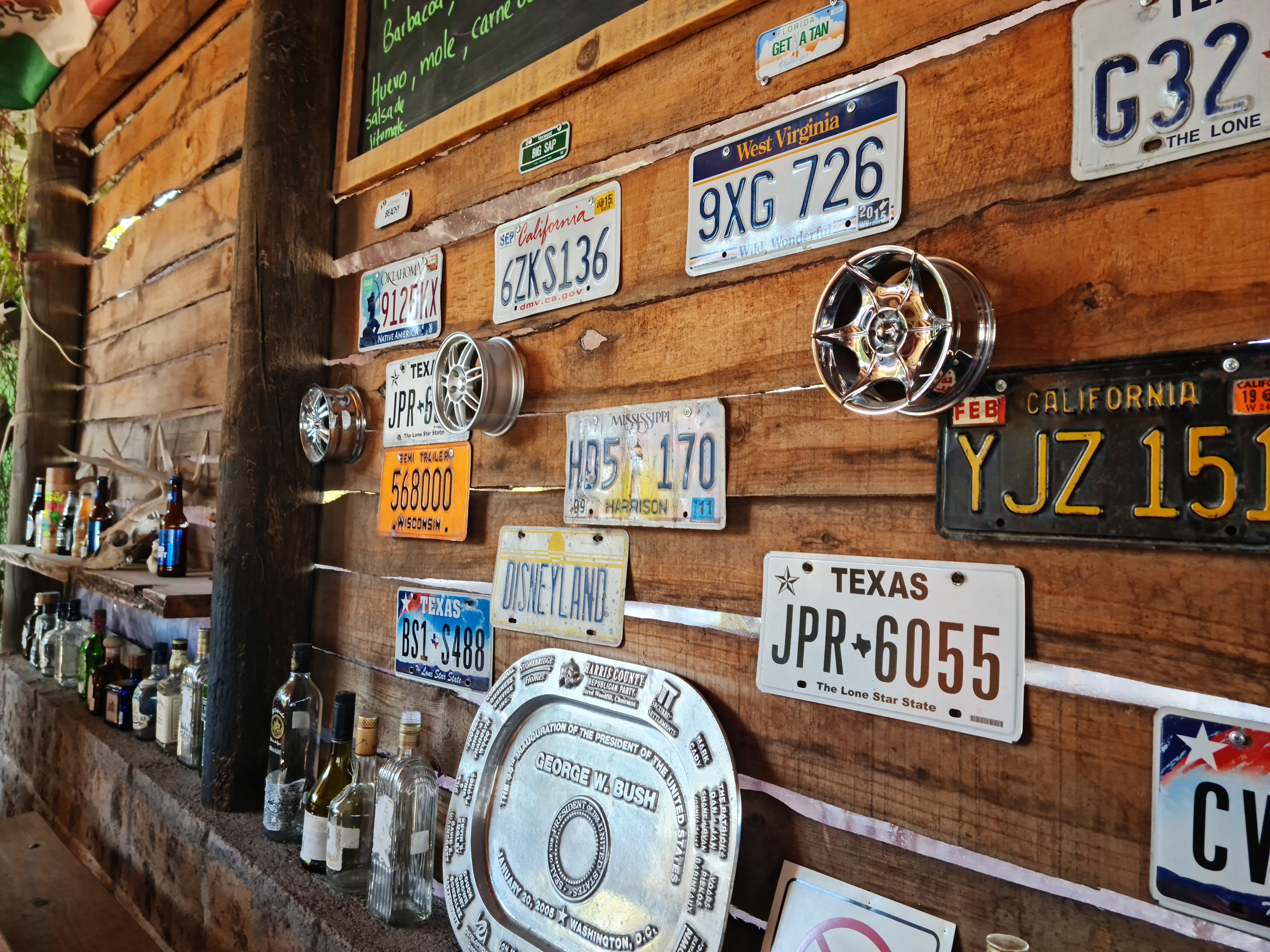 Sarapez Restaurant image 9