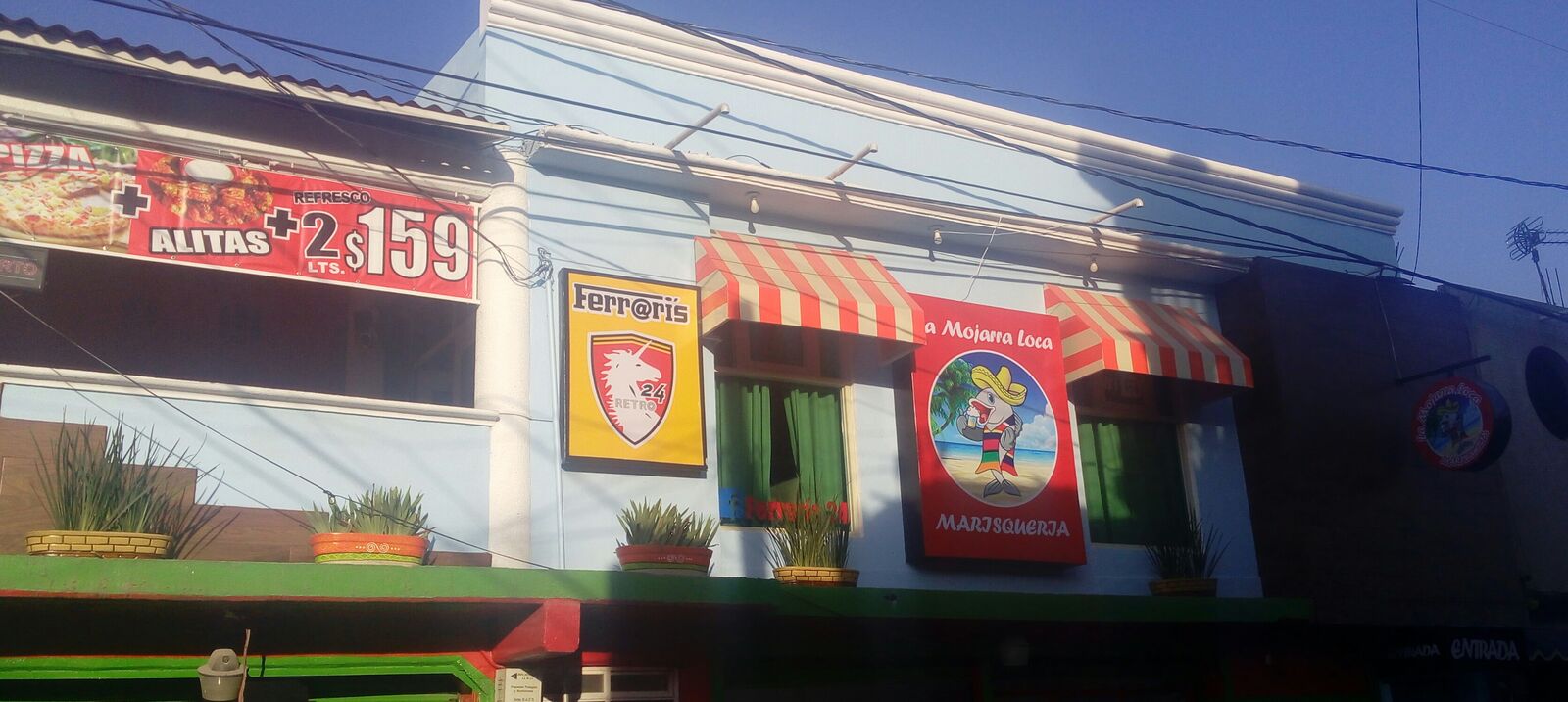 La Mojarra Loca image 2