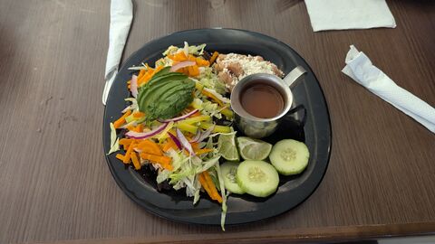 Los Arcos Cocina & Café image 7