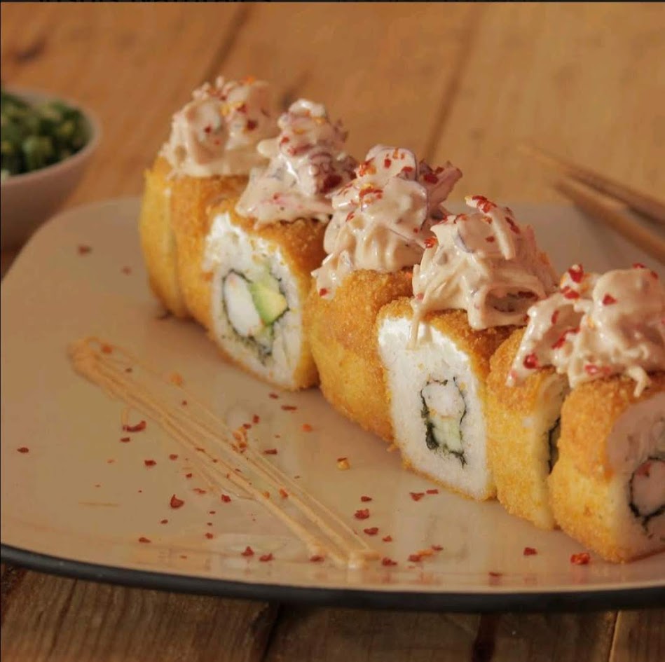 SUSHI Mariscos del Barrio - Agua verde image 1