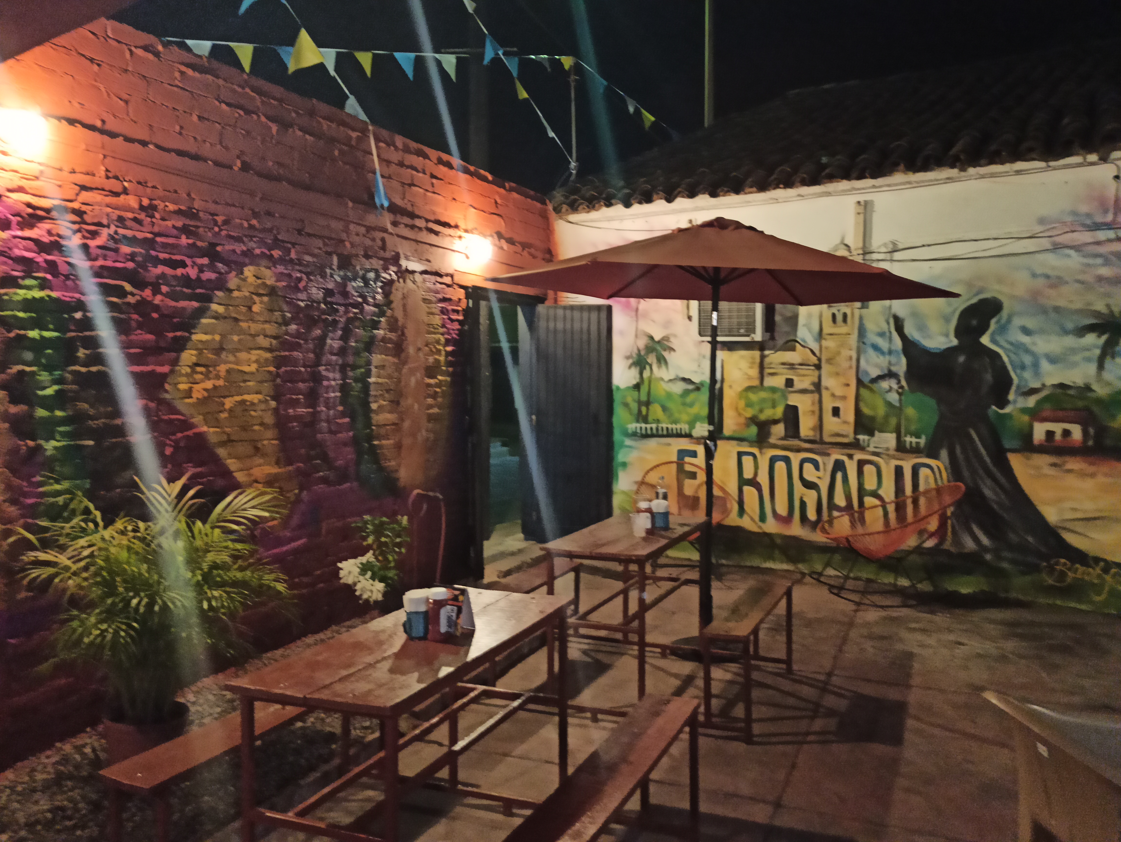 GUZMAN'S WINGS & SNACKS image 3