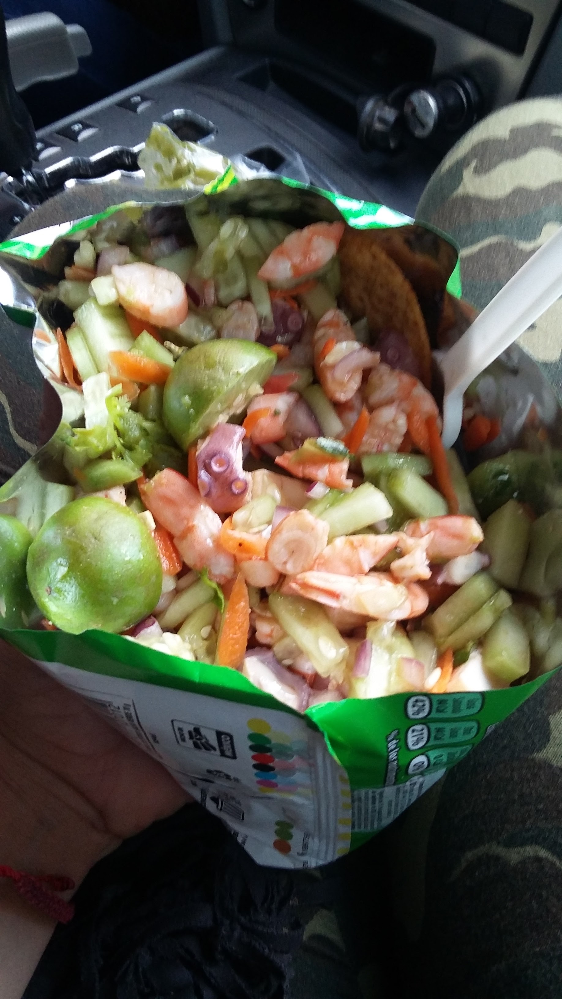 Mariscos el Güero “Pecas” image 3