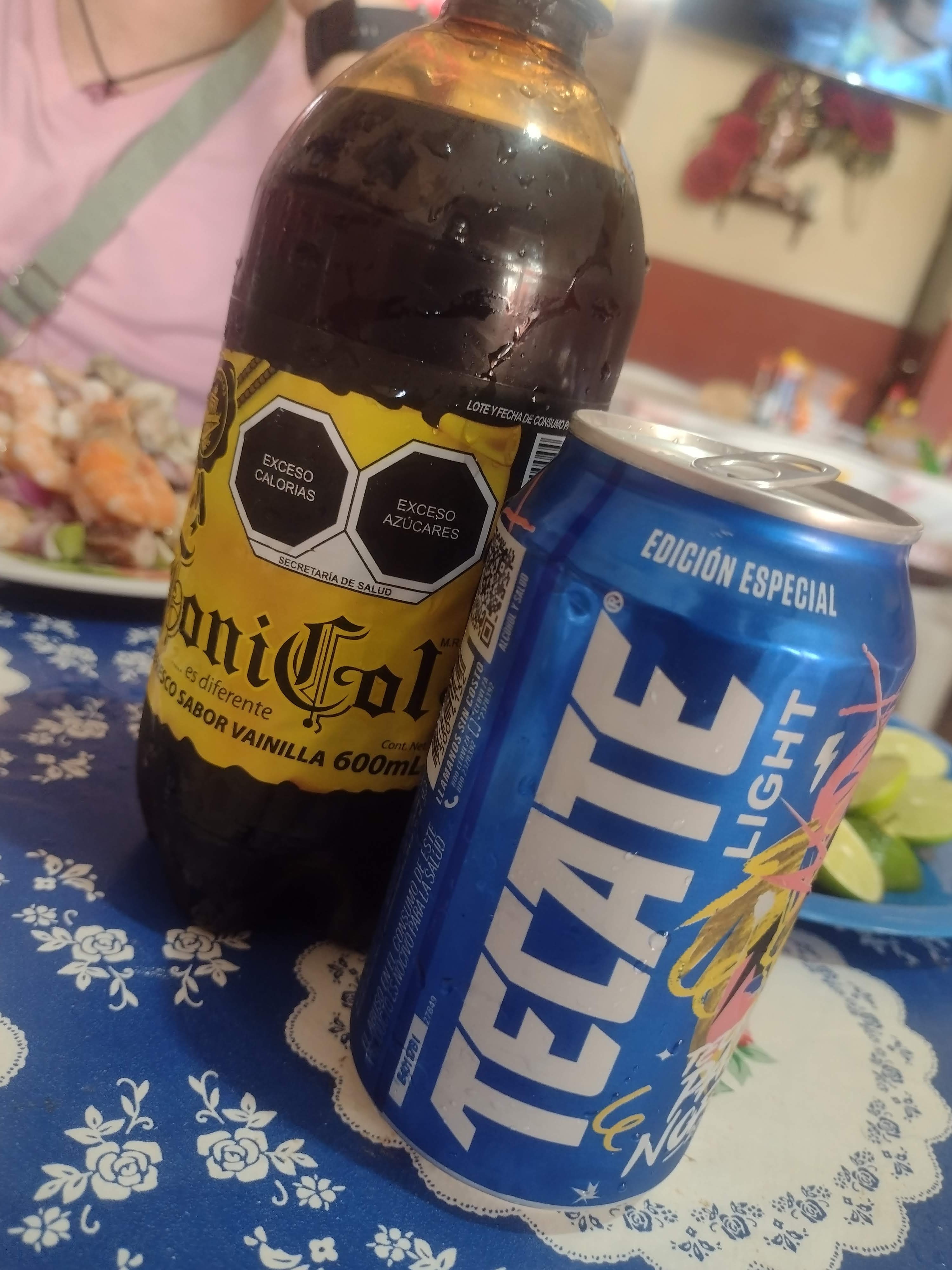 Mariscos el Güero “Pecas” image 10