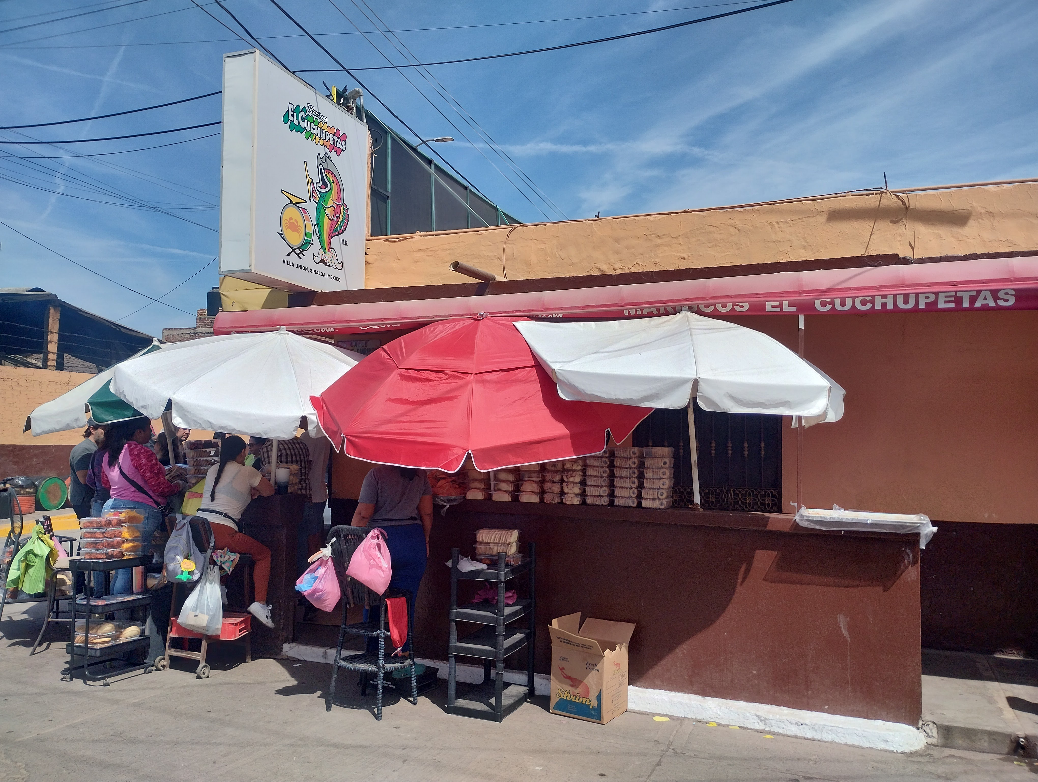 El Cuchupetas Seafood image 6