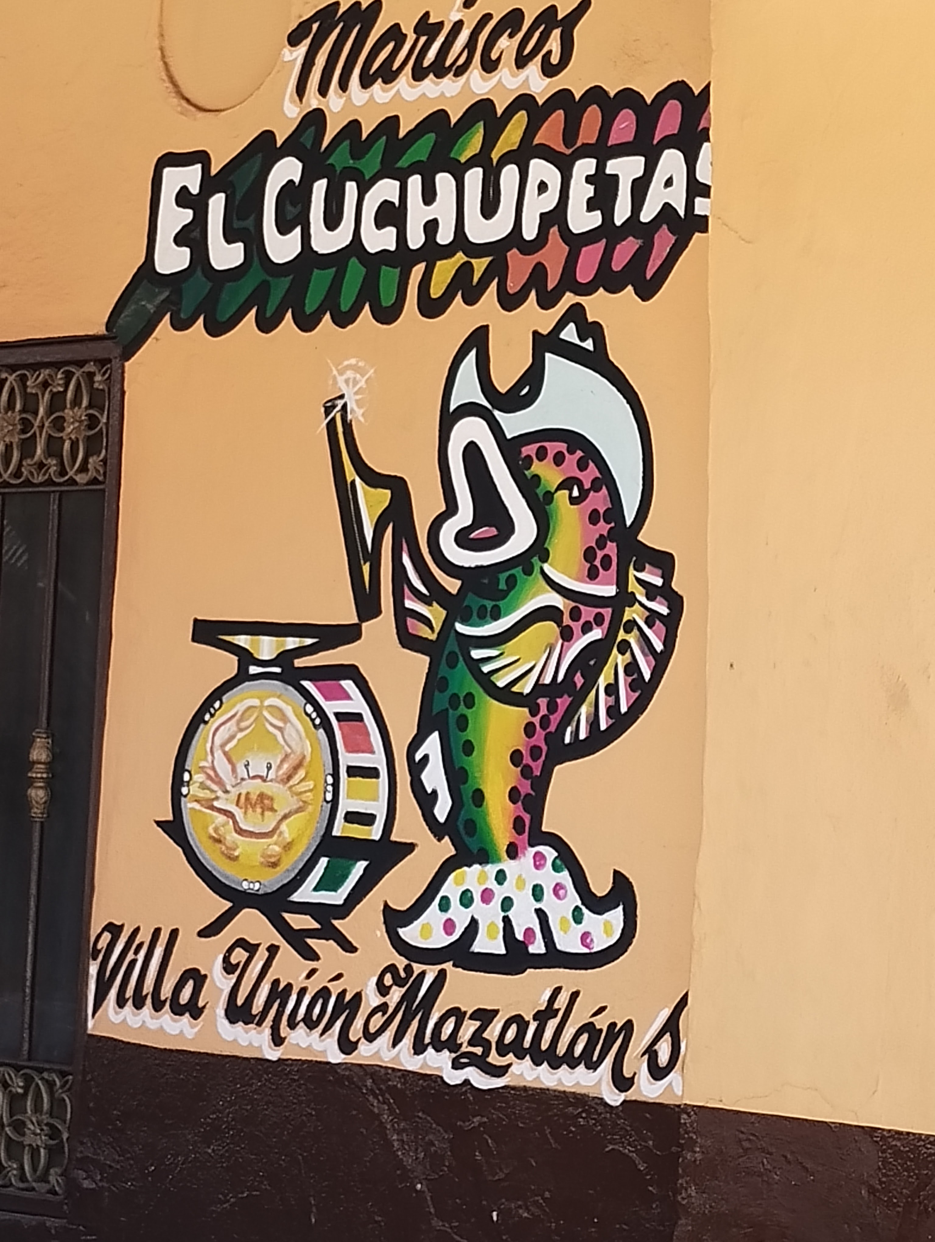 El Cuchupetas Seafood image 7