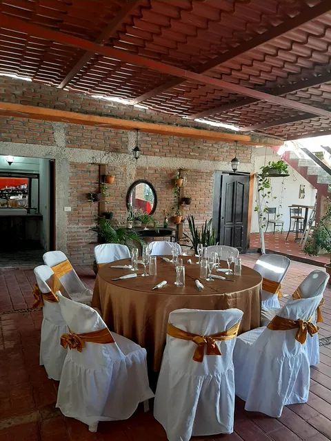 Palapa La Escondida W&J image 1