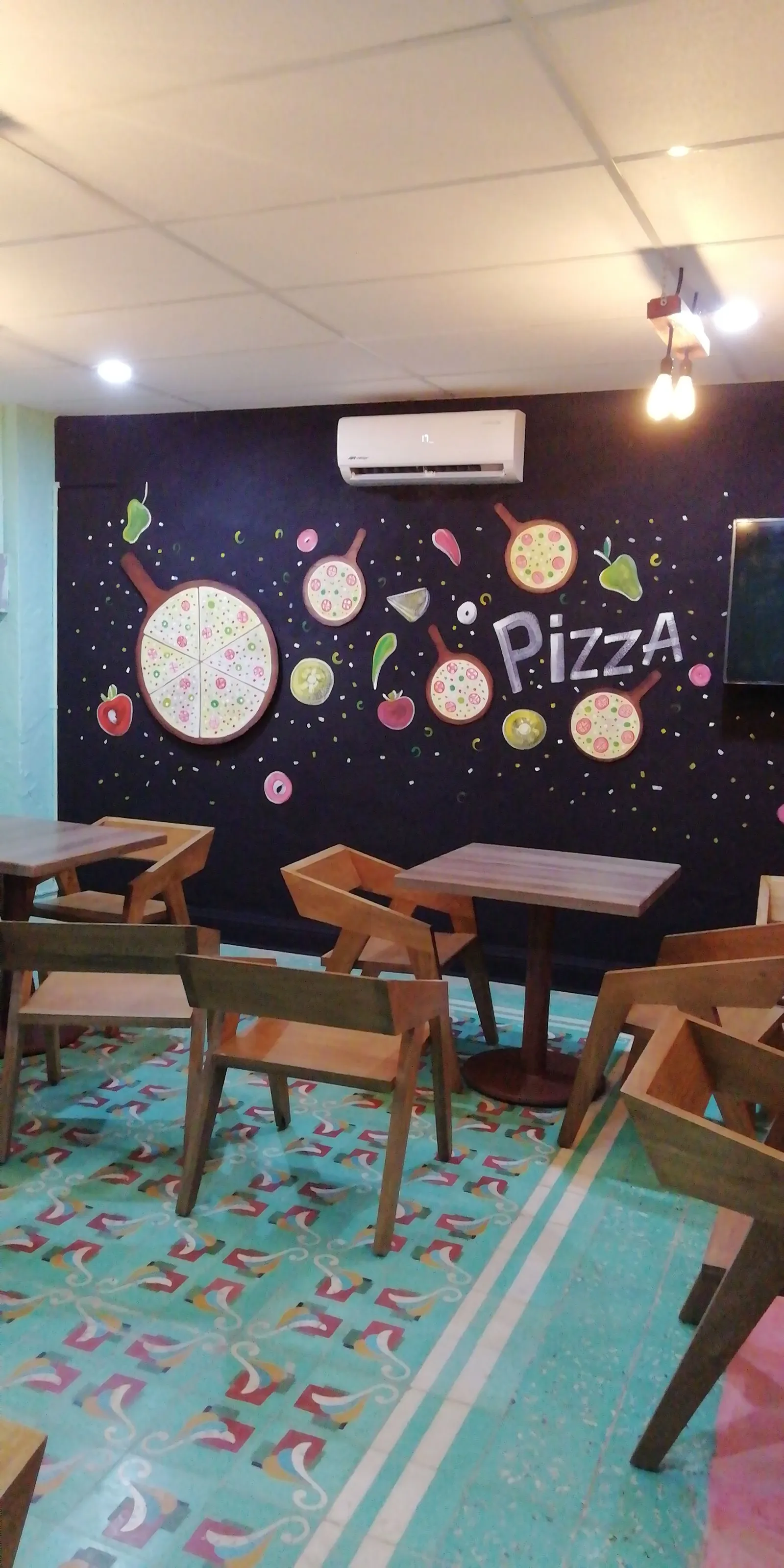 House Pizza image 6