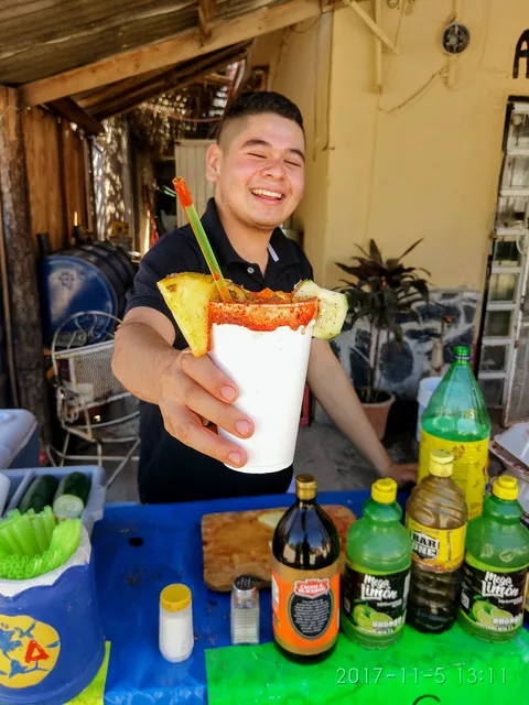 Micheladas Willi image 2